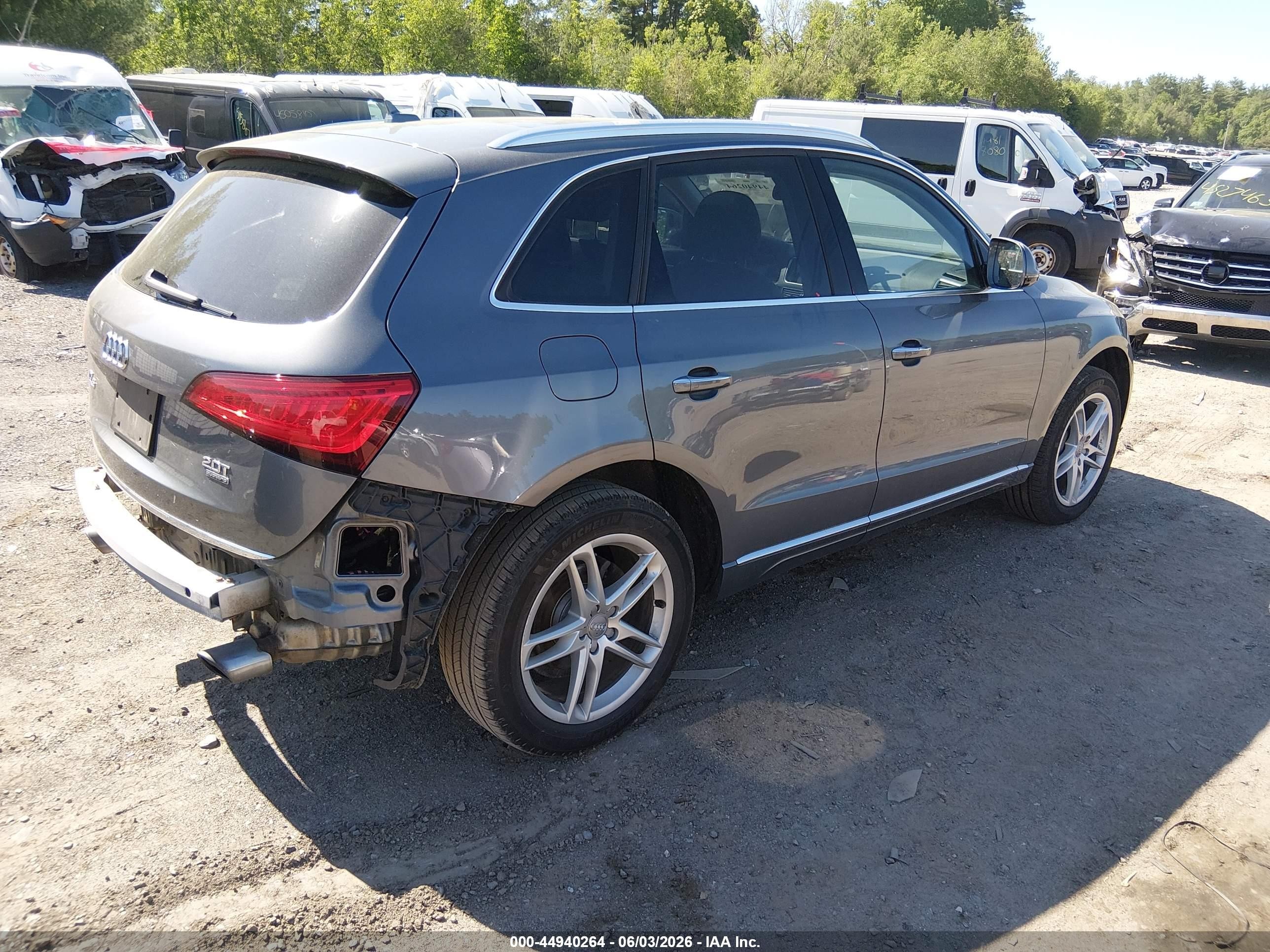 2016 Audi Q5 2.0t Premium Gray vin: WA1L2AFP0GA070596