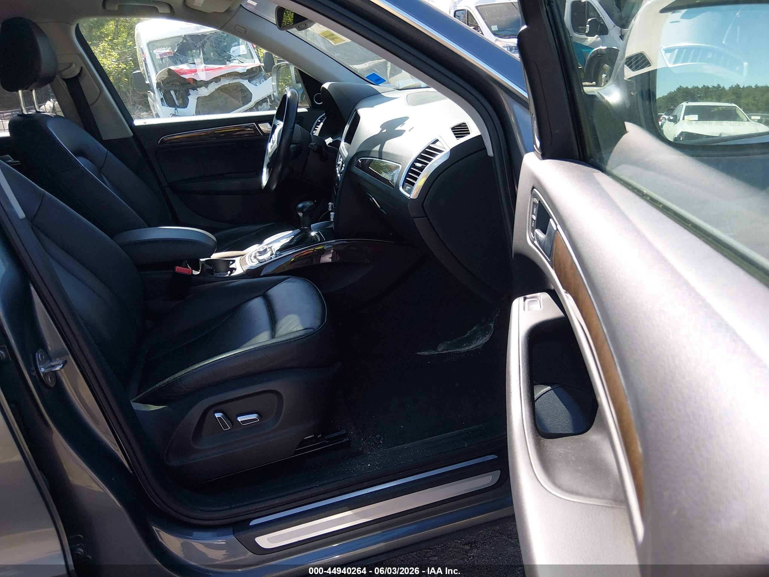 2016 Audi Q5 2.0t Premium Gray vin: WA1L2AFP0GA070596