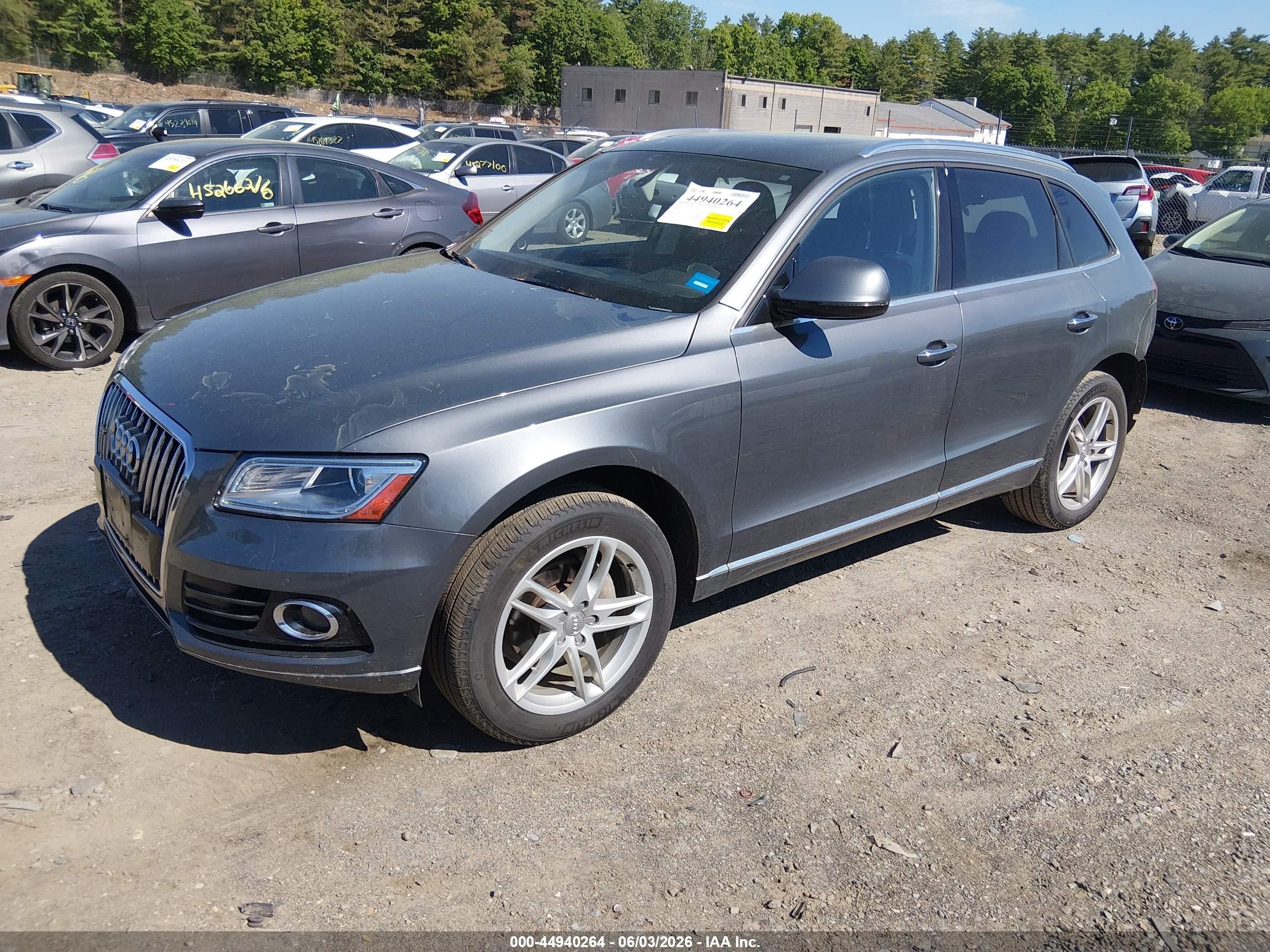 2016 Audi Q5 2.0t Premium Gray vin: WA1L2AFP0GA070596