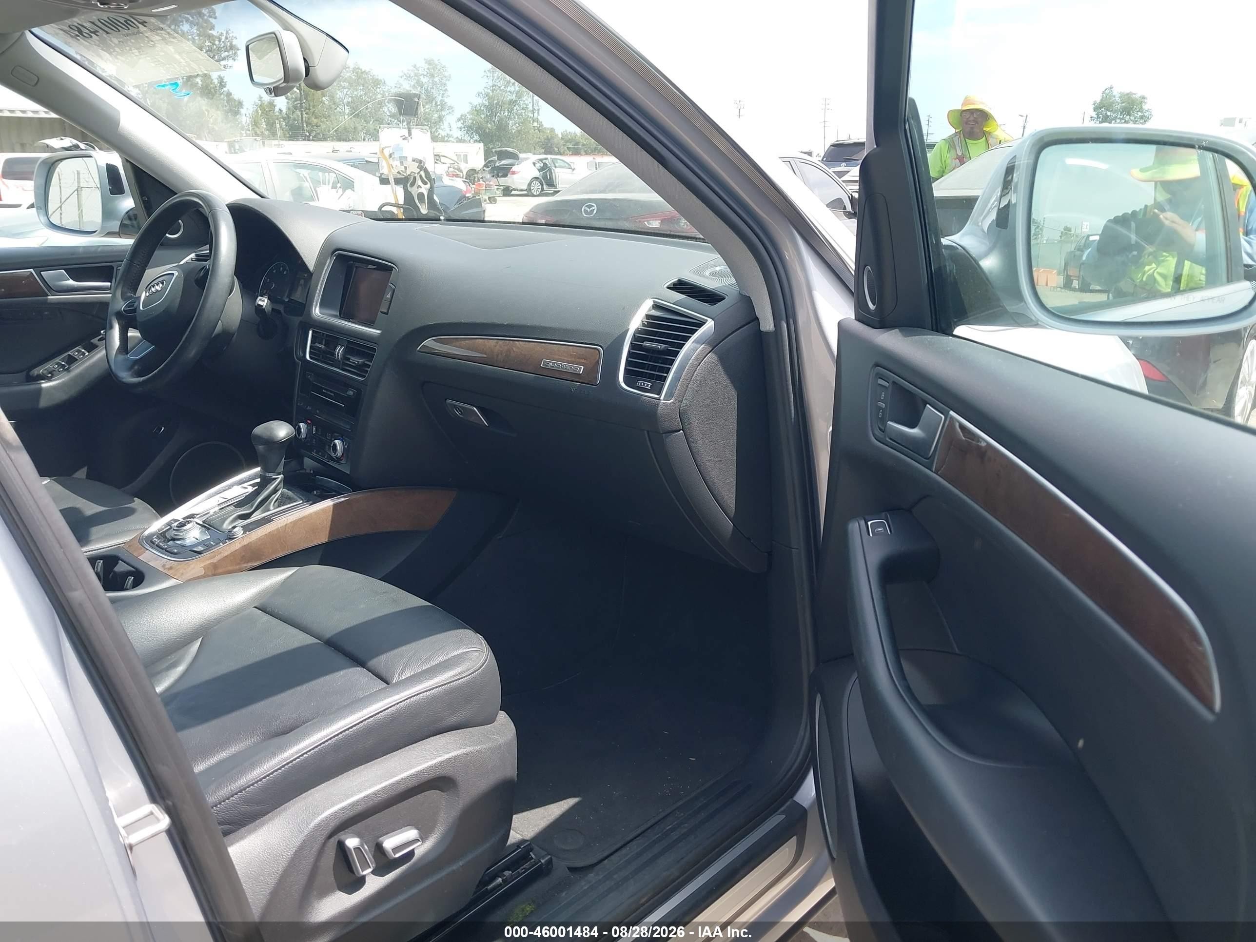 2016 Audi Q5 2.0t Premium Silver vin: WA1L2AFP1GA118820