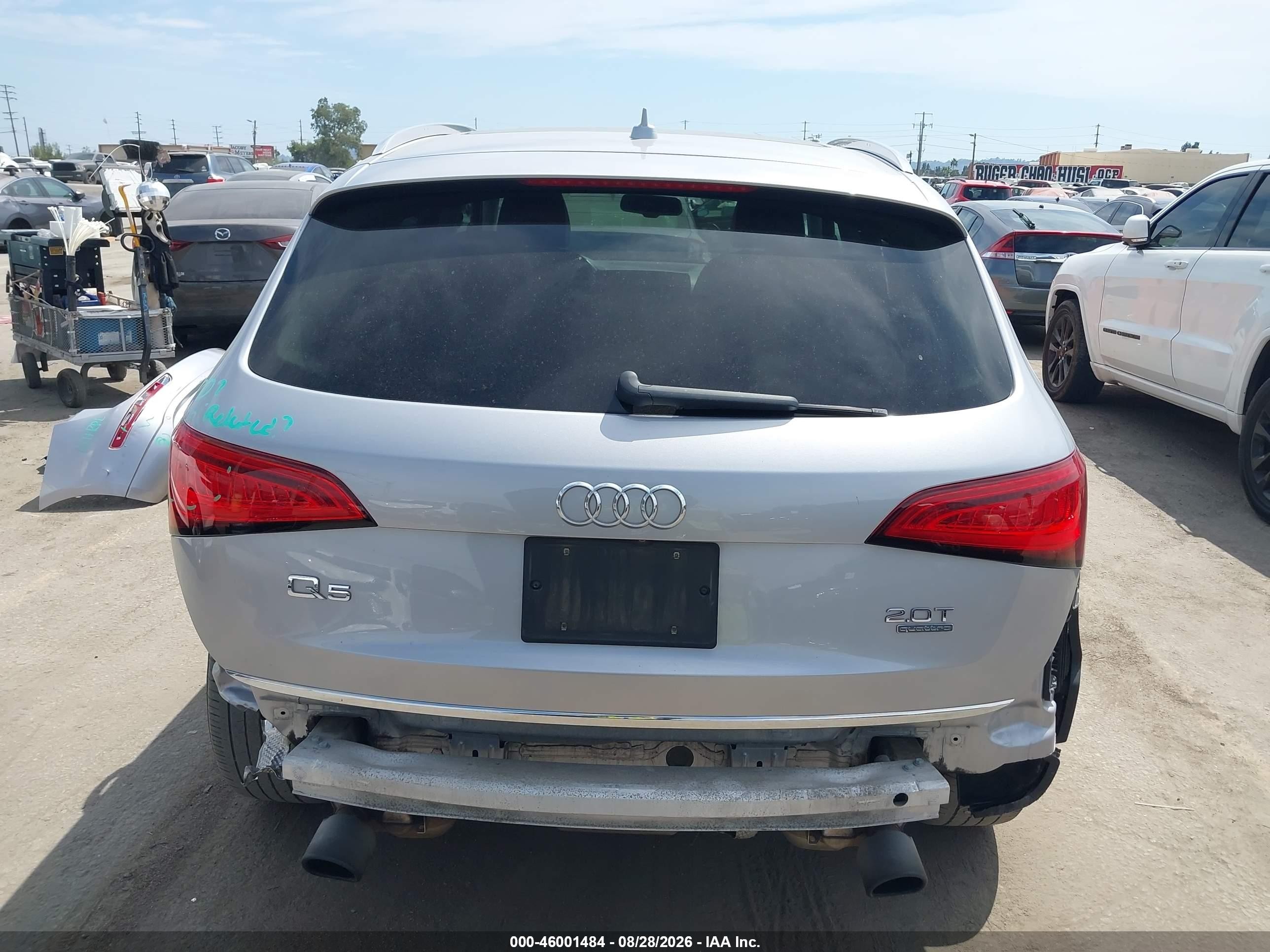 2016 Audi Q5 2.0t Premium Silver vin: WA1L2AFP1GA118820