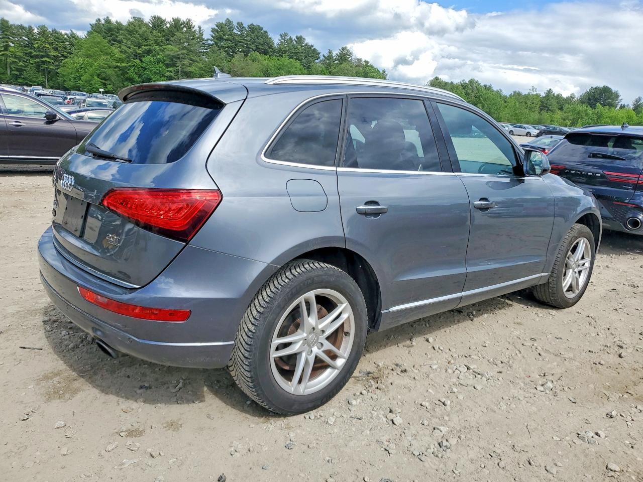 2017 Audi Q5 Premium Plus Gray vin: WA1L2AFP3HA048397