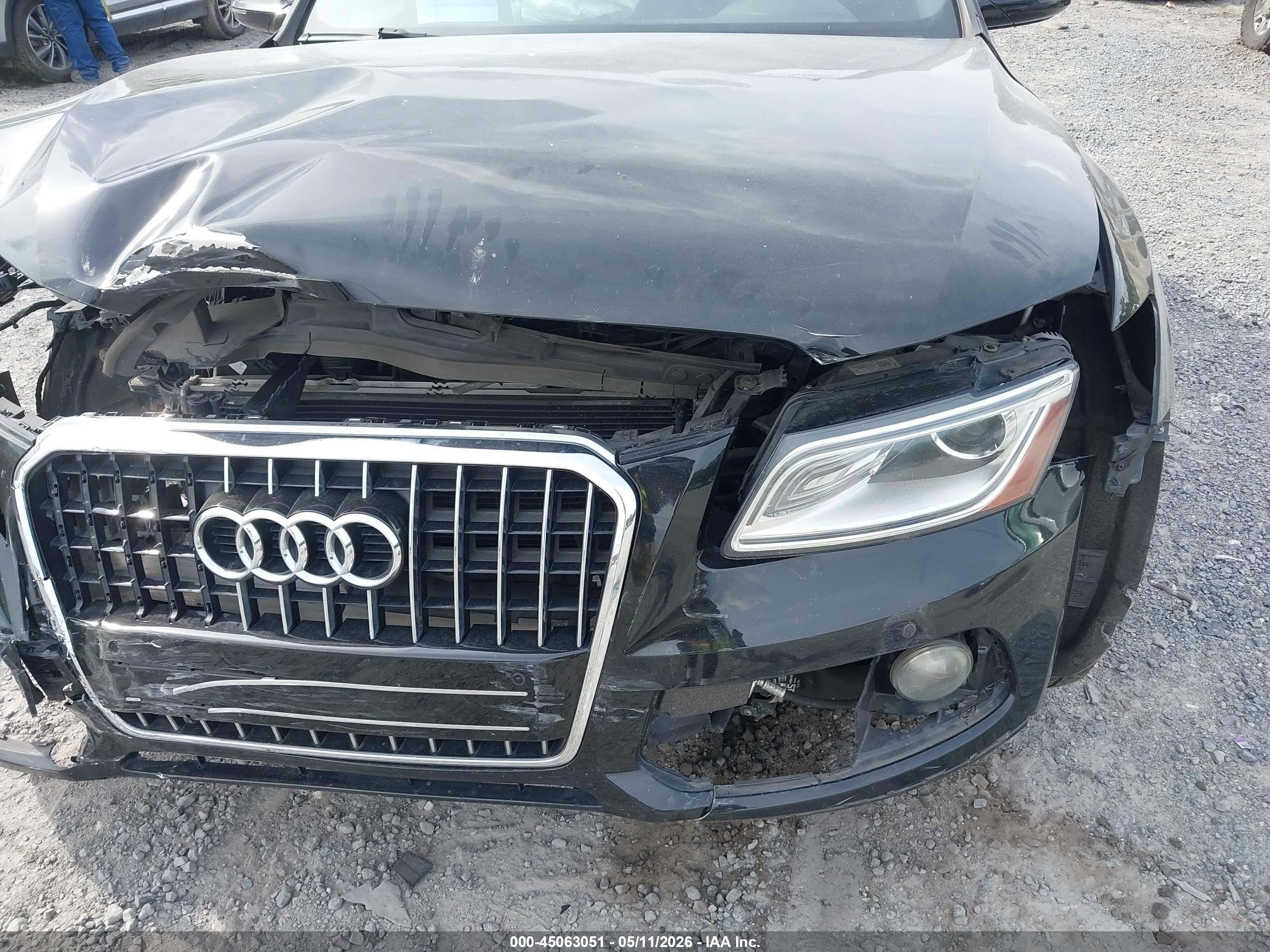 2016 Audi Q5 2.0t Premium Black vin: WA1L2AFP5GA137614