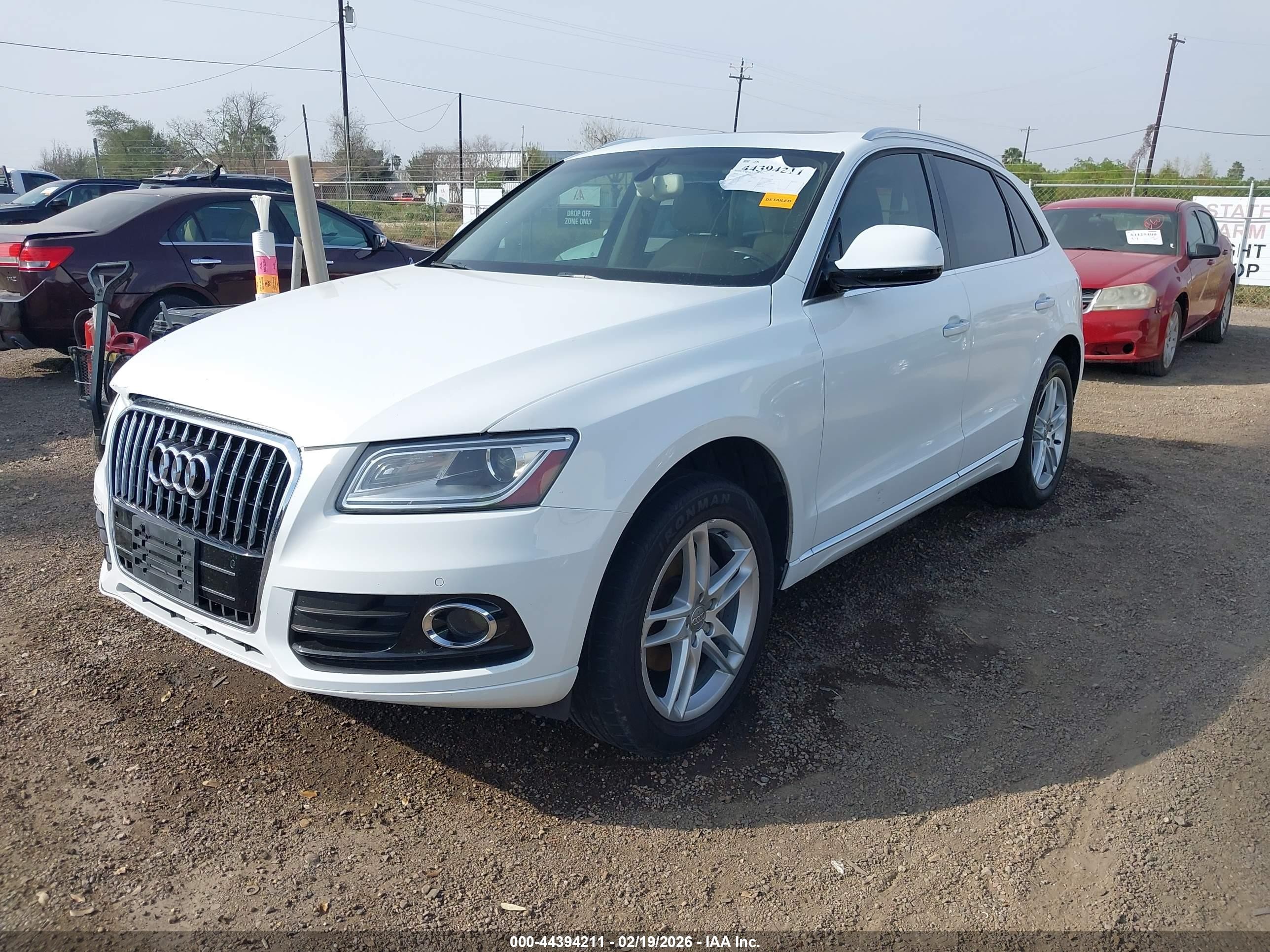 2016 Audi Q5 2.0t Premium Белый vin: WA1L2AFP7GA019547