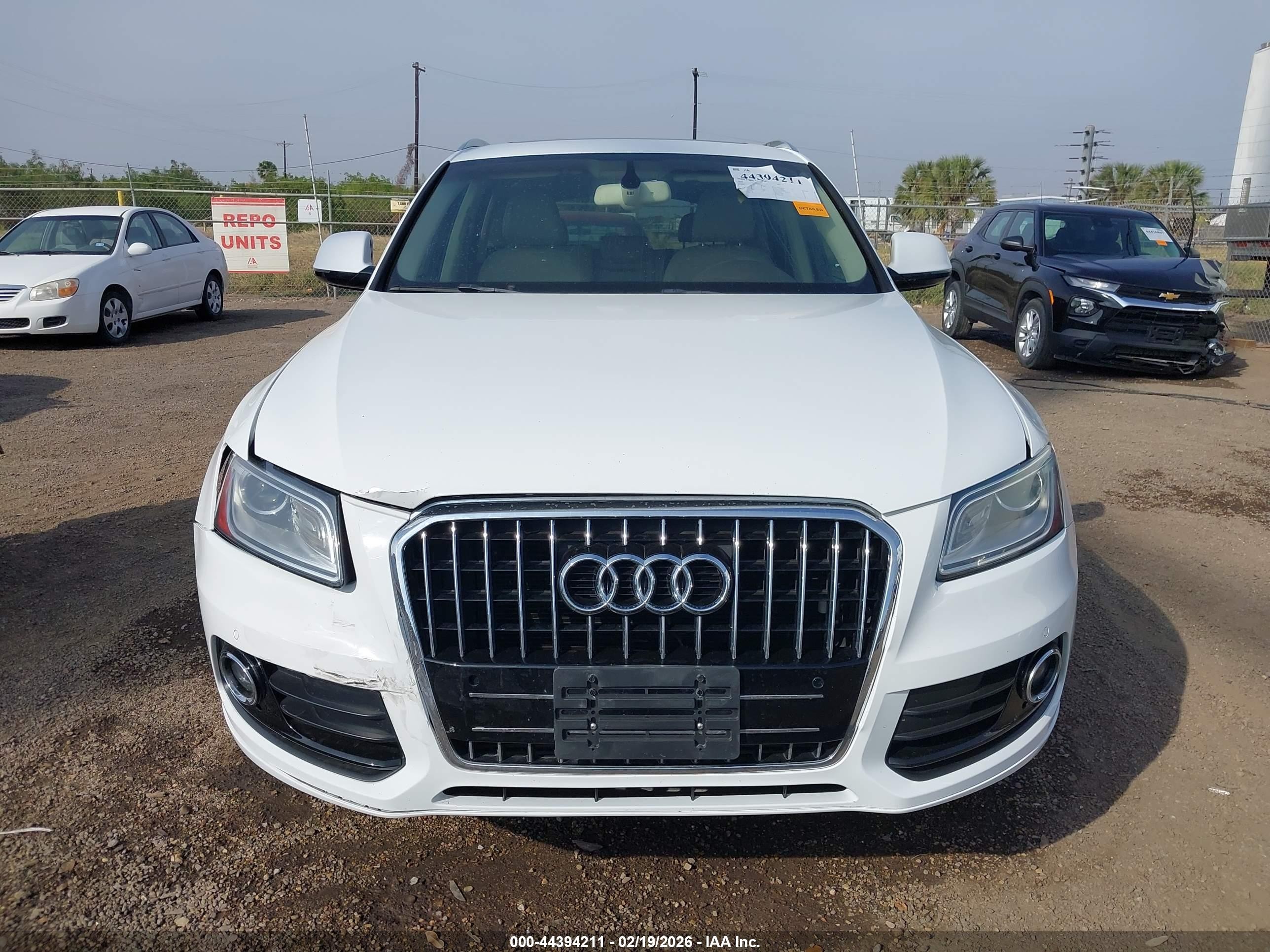 2016 Audi Q5 2.0t Premium Белый vin: WA1L2AFP7GA019547