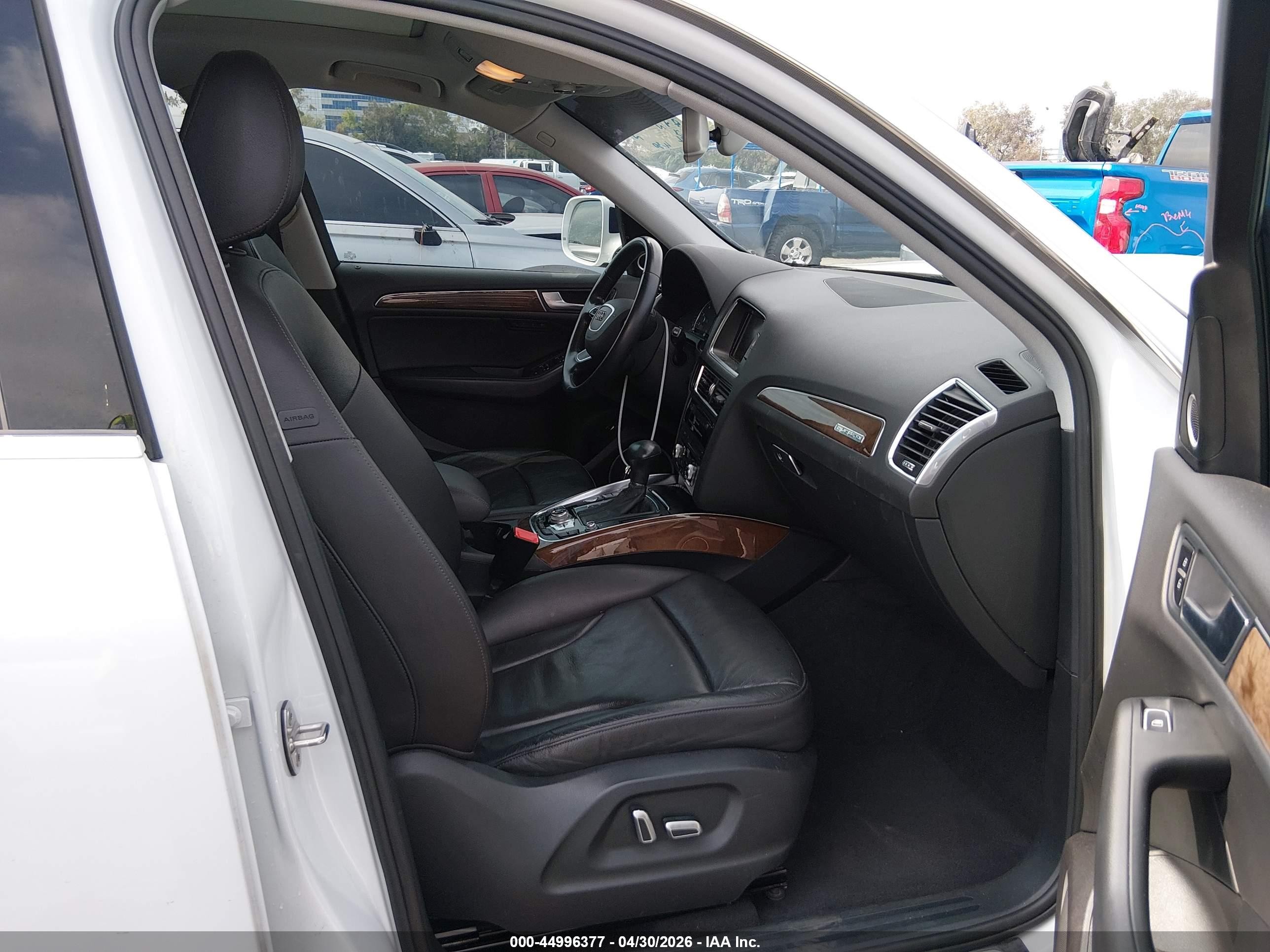 2016 Audi Q5 2.0t Premium White vin: WA1L2AFP7GA092174