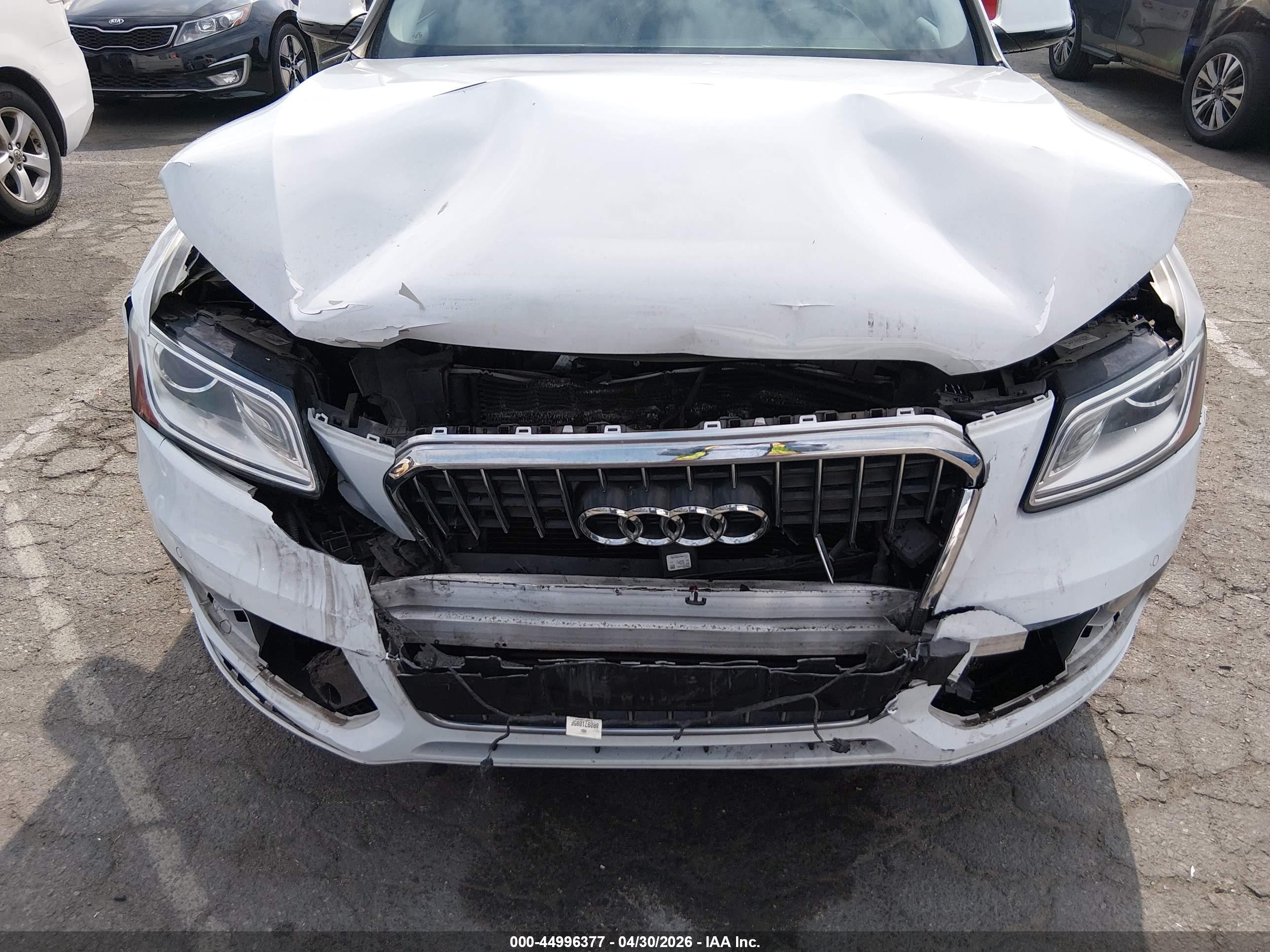 2016 Audi Q5 2.0t Premium White vin: WA1L2AFP7GA092174