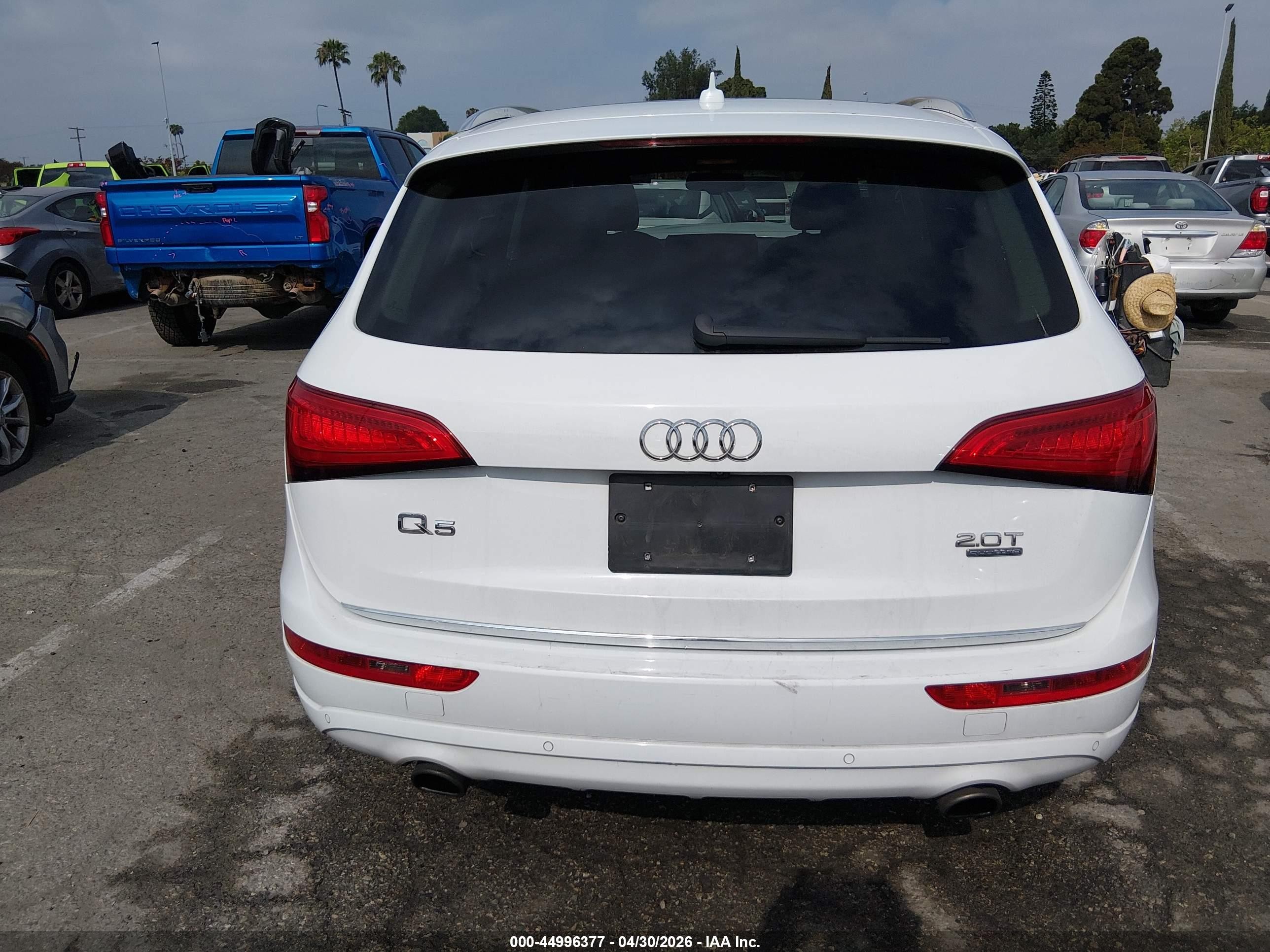 2016 Audi Q5 2.0t Premium White vin: WA1L2AFP7GA092174