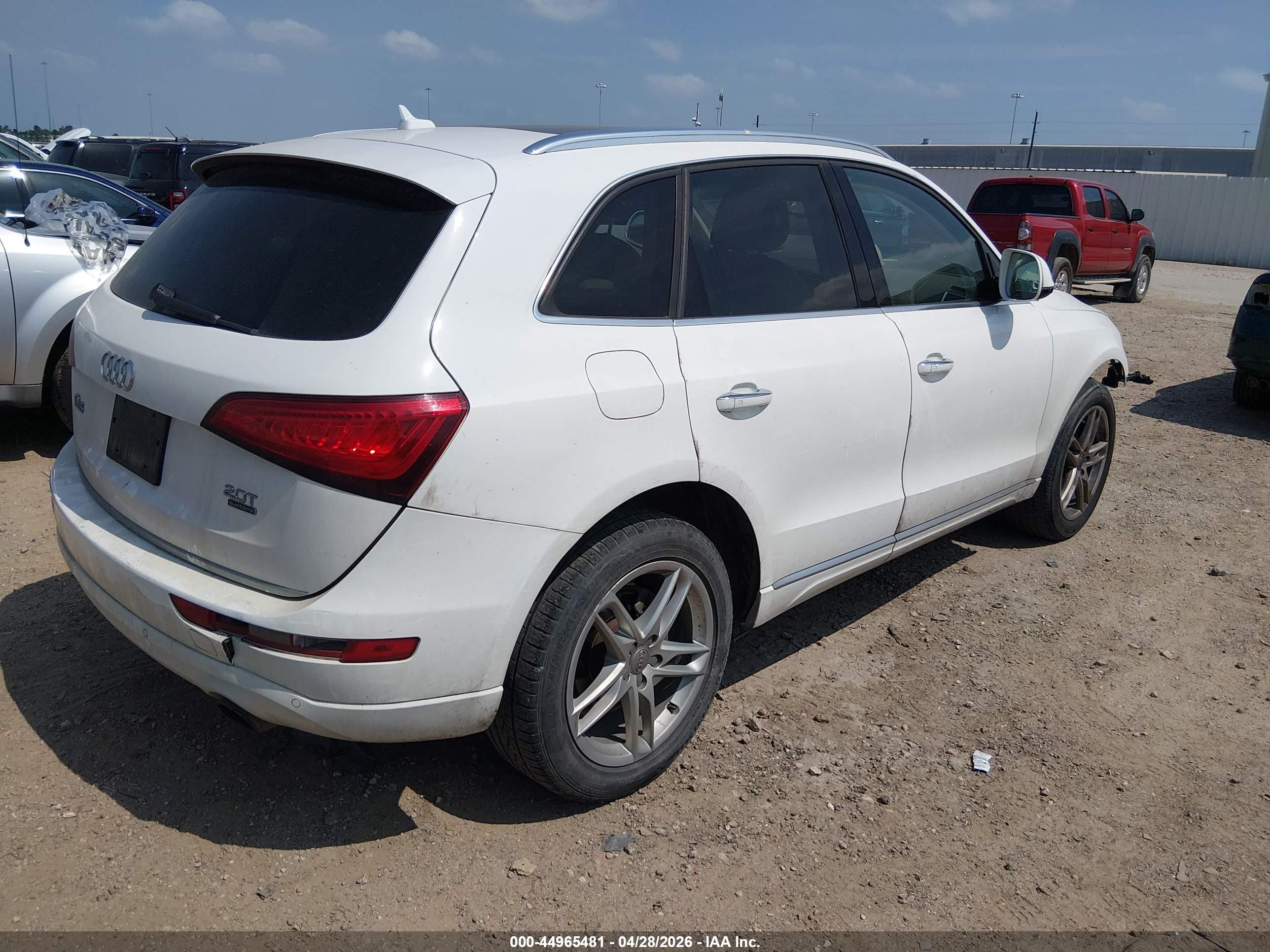 2017 Audi Q5 2.0t Premium White vin: WA1L2AFP7HA081516