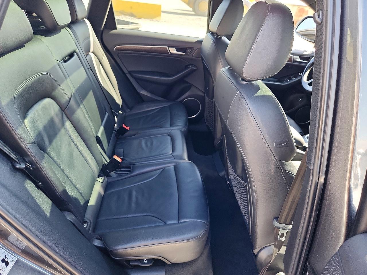 2016 Audi Q5 Premium Plus Gray vin: WA1L2AFP8GA022473