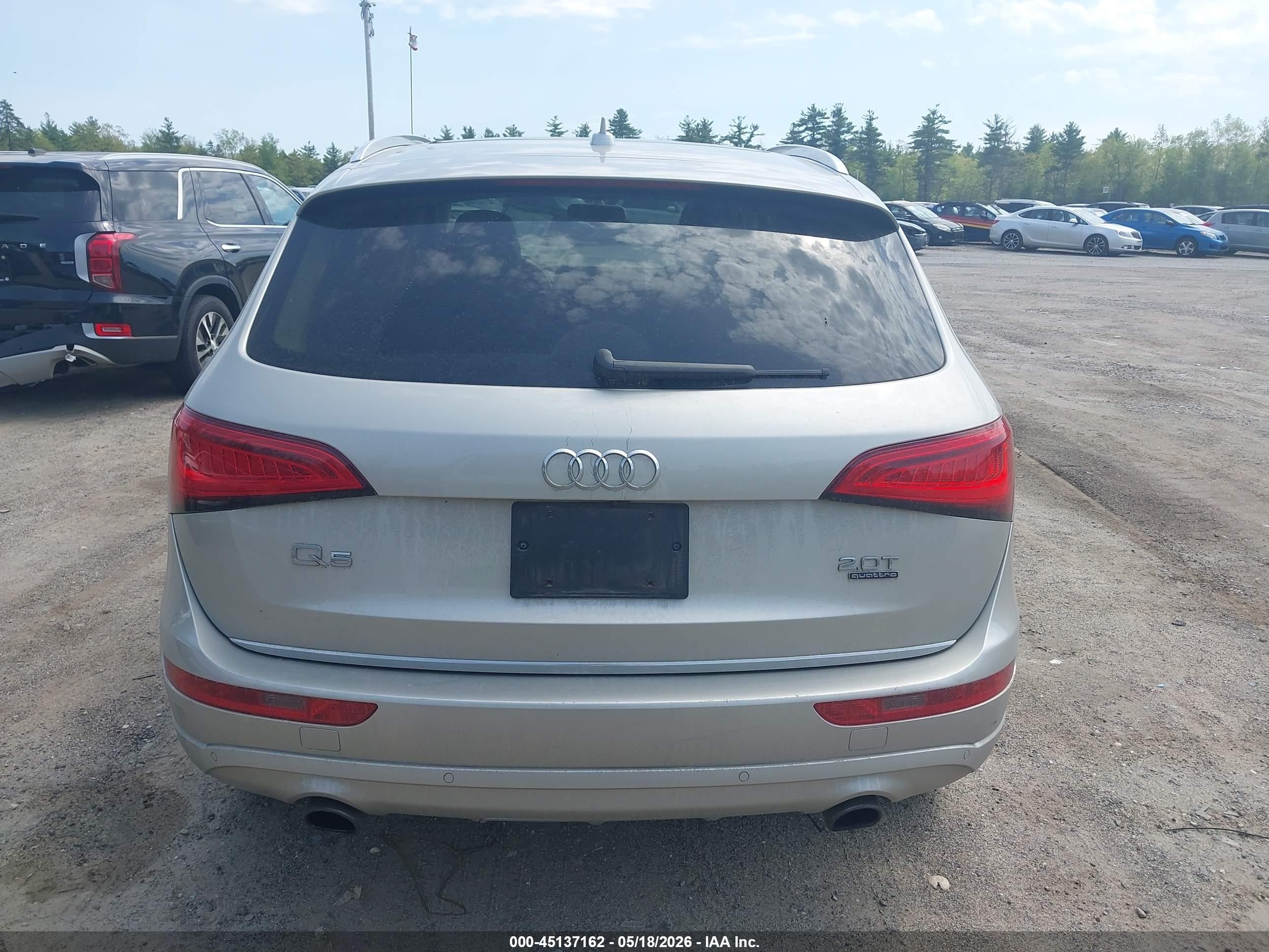 2017 Audi Q5 2.0t Premium Silver vin: WA1L2AFPXHA020287