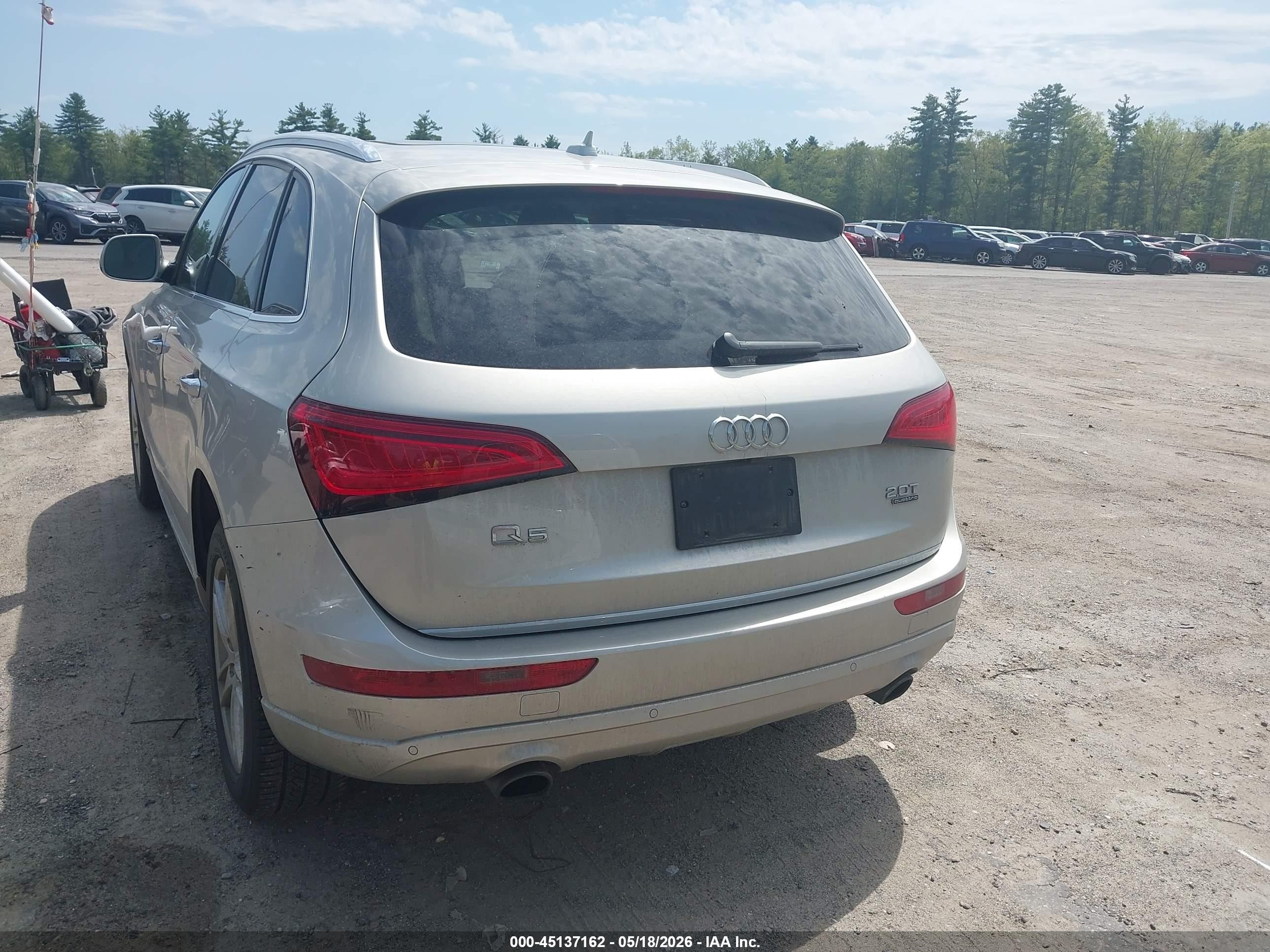 2017 Audi Q5 2.0t Premium Silver vin: WA1L2AFPXHA020287
