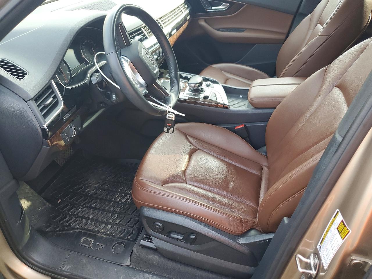 2018 Audi Q7 Premium Plus Tan vin: WA1LAAF70JD007457