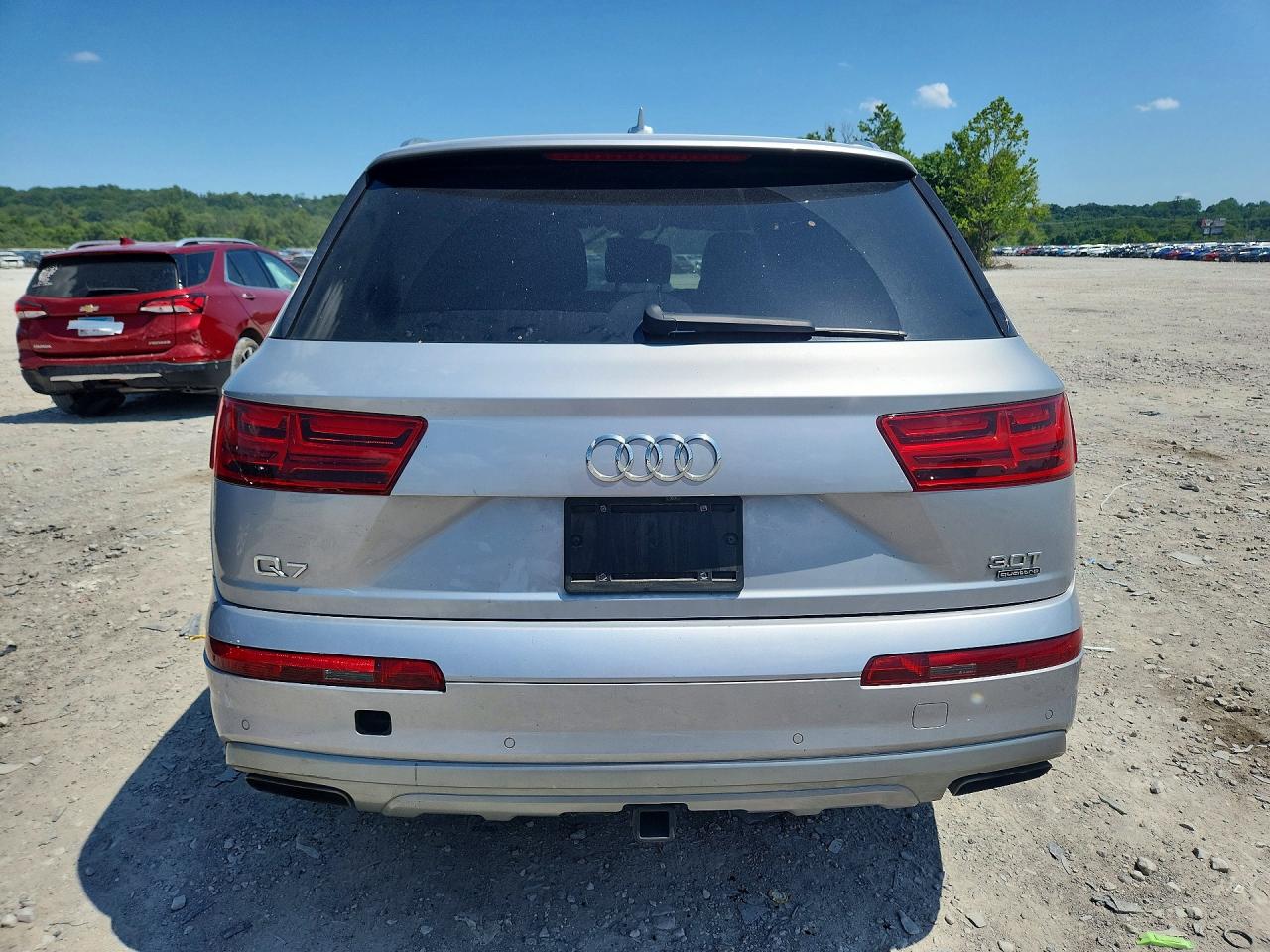 2018 Audi Q7 Premium Plus Gray vin: WA1LAAF70JD012996
