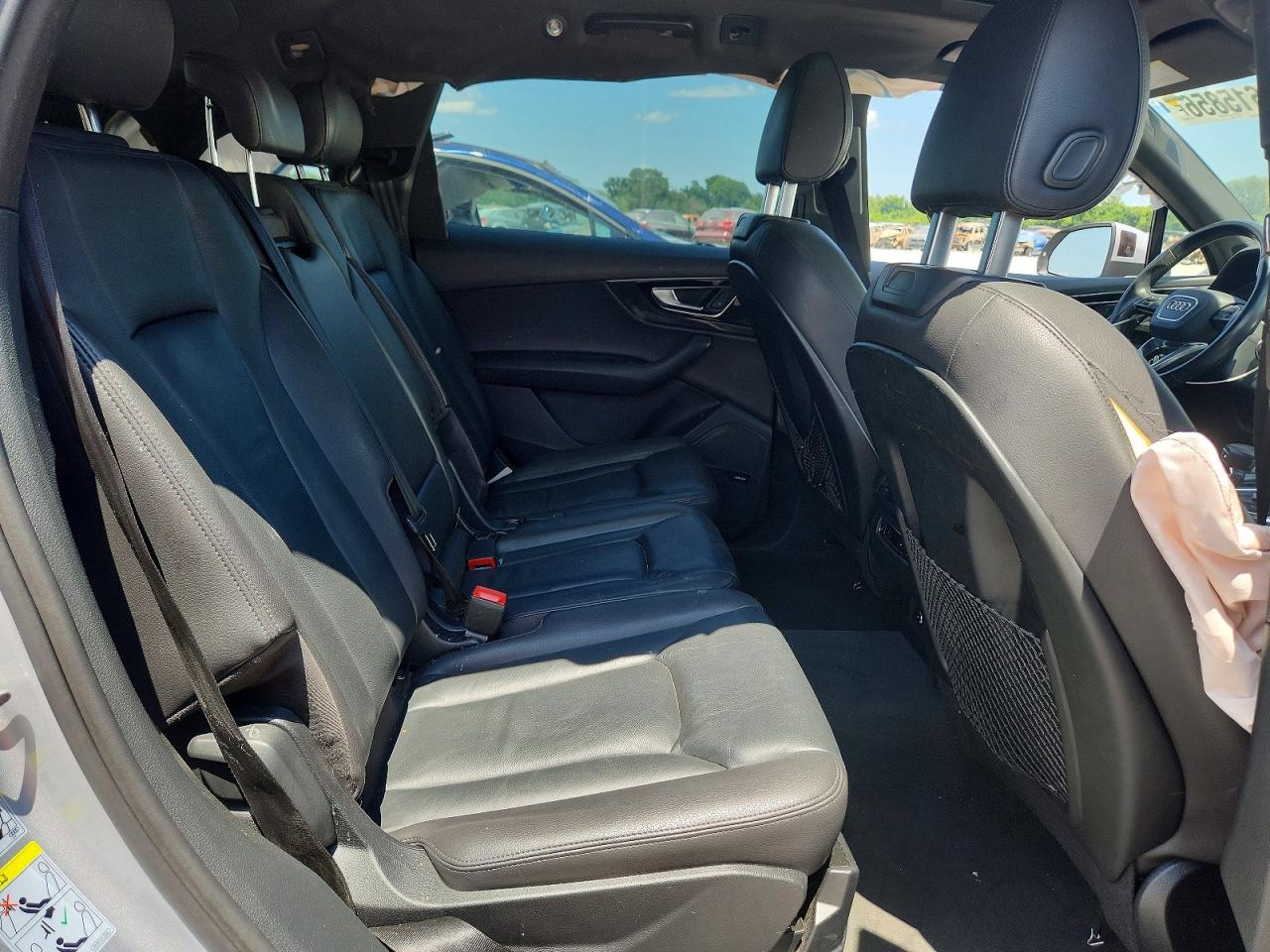 2018 Audi Q7 Premium Plus Gray vin: WA1LAAF70JD012996