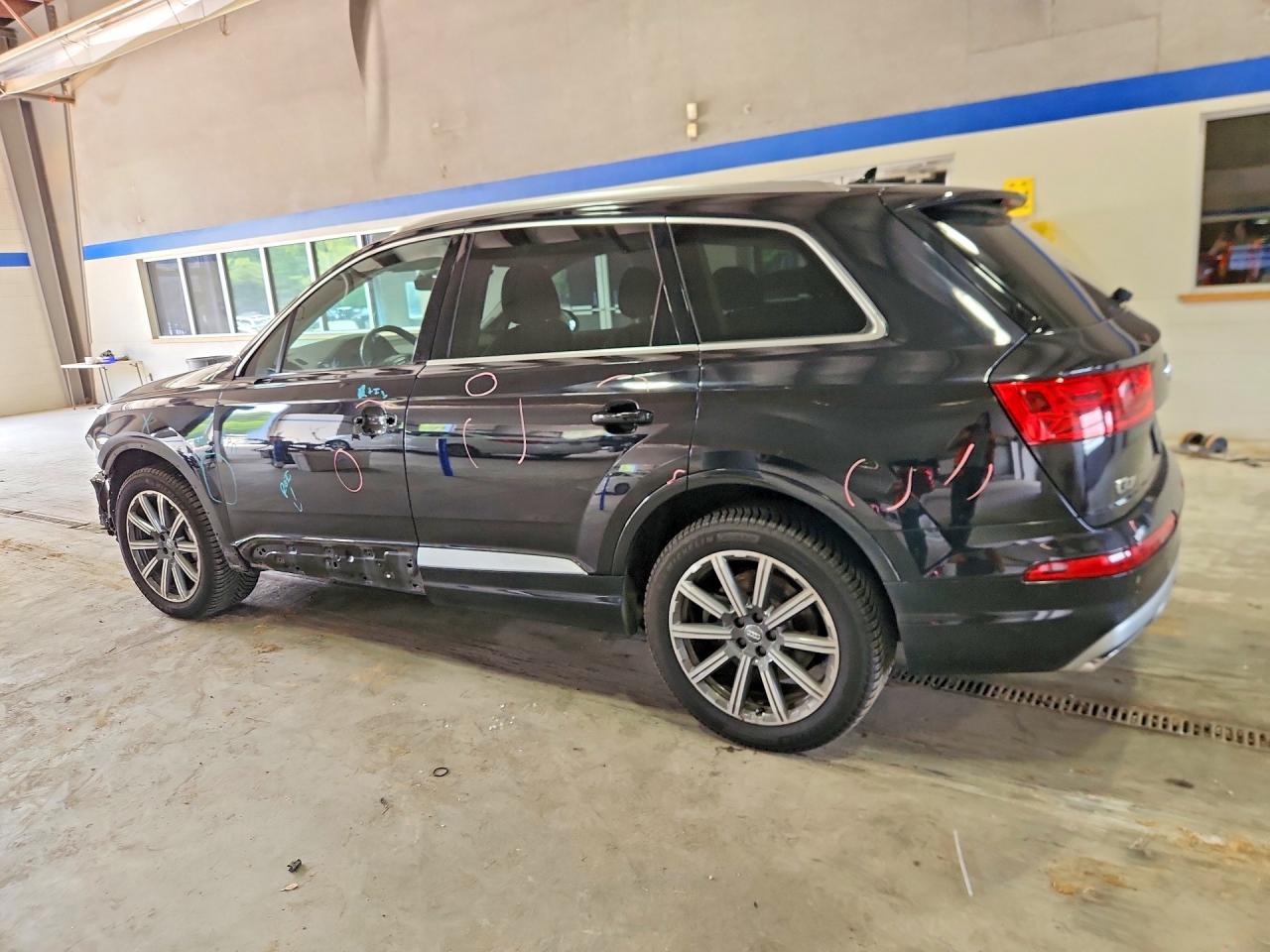 2018 Audi Q7 Premium Plus Black vin: WA1LAAF70JD031404