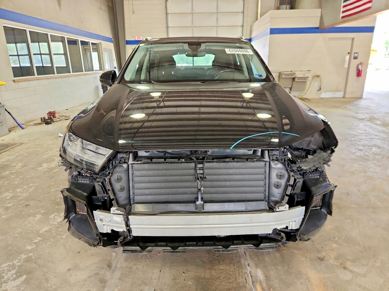 2018 Audi Q7 Premium Plus Black vin: WA1LAAF70JD031404