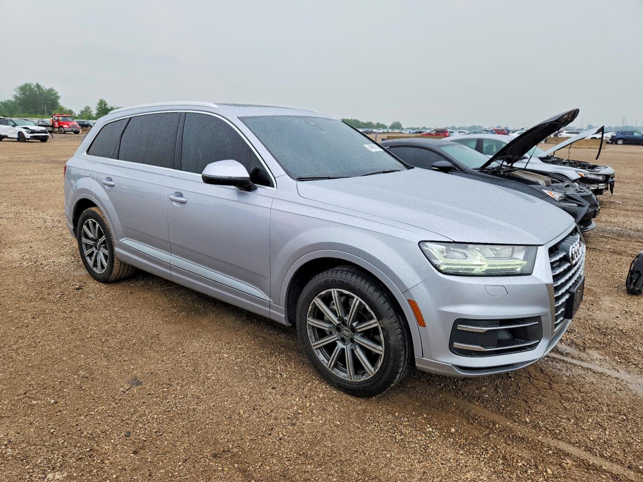 2018 Audi Q7 Premium Plus Silver vin: WA1LAAF71JD050737