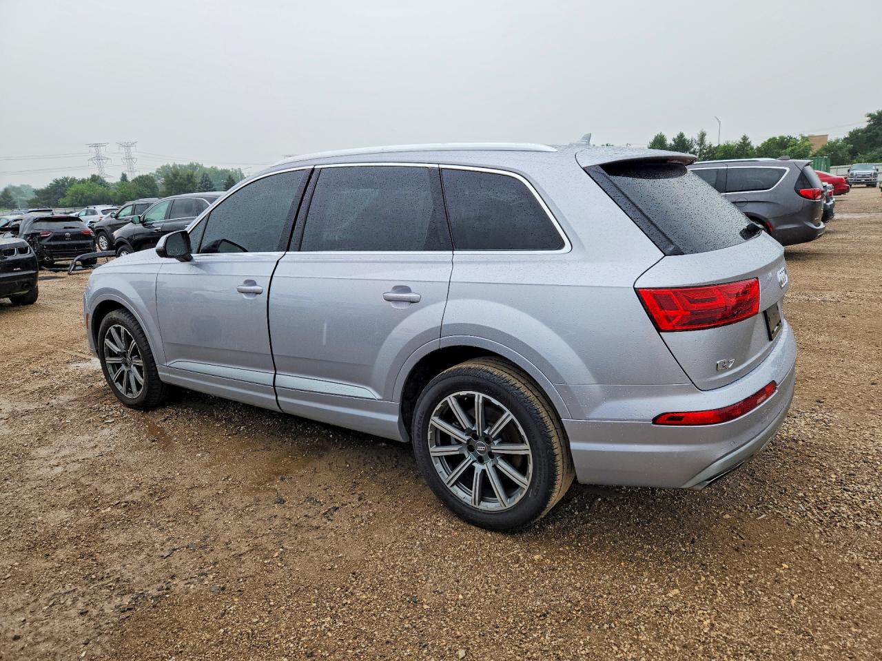 2018 Audi Q7 Premium Plus Silver vin: WA1LAAF71JD050737