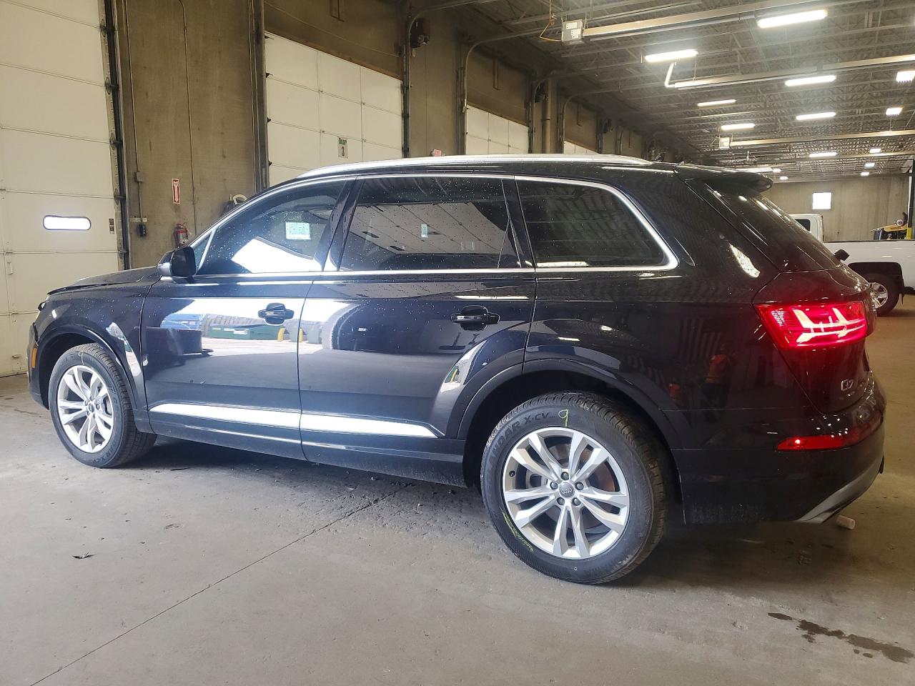 2019 Audi Q7 Premium Plus Black vin: WA1LAAF71KD006044