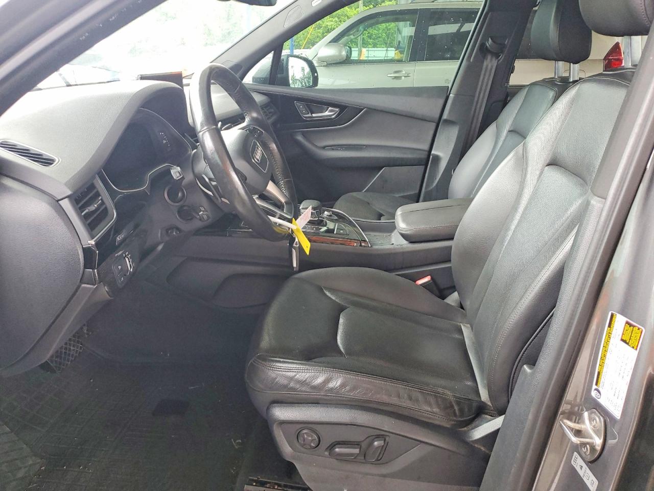 2017 Audi Q7 Premium Plus Угольный vin: WA1LAAF73HD034727
