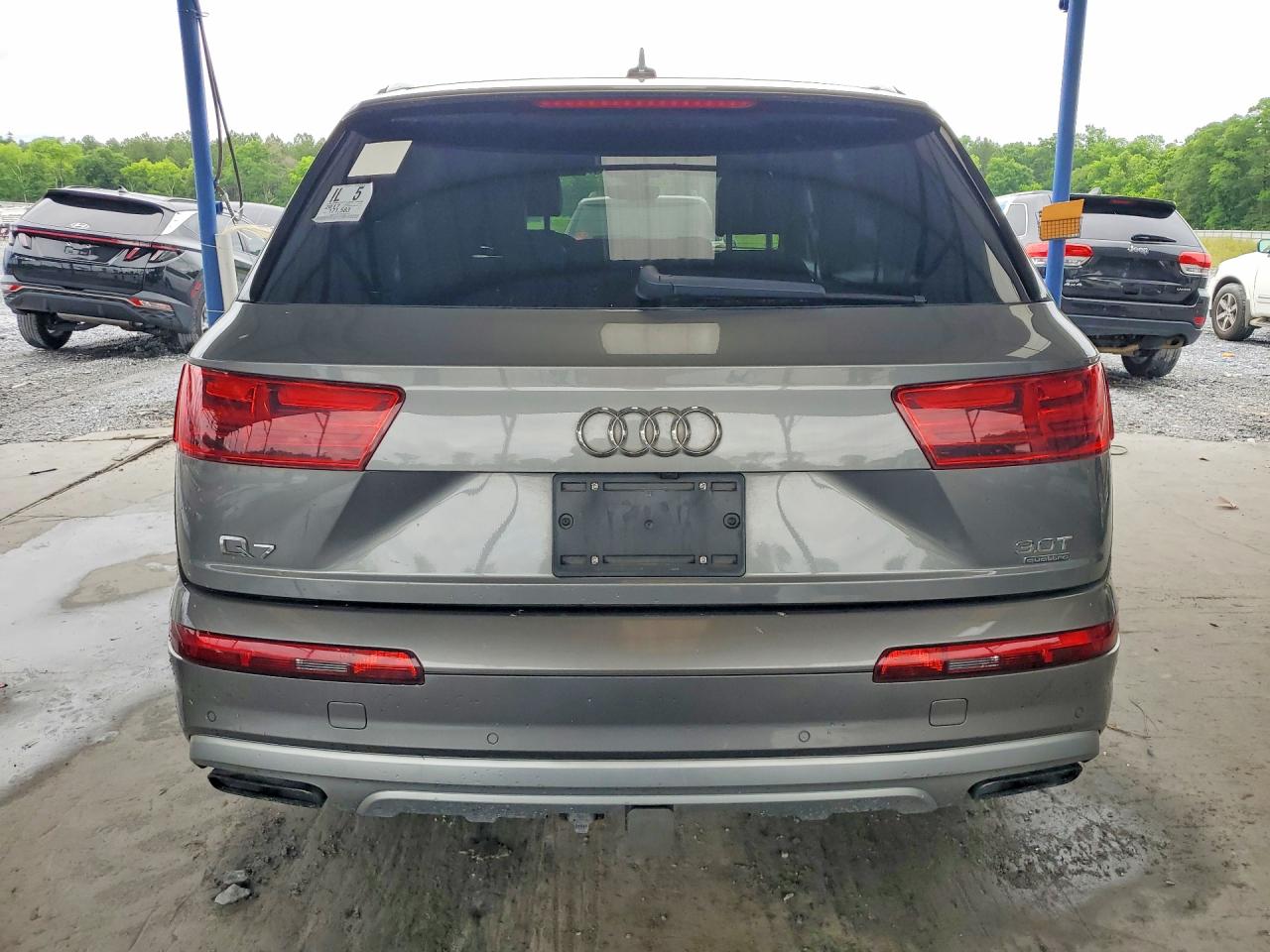 2017 Audi Q7 Premium Plus Угольный vin: WA1LAAF73HD034727