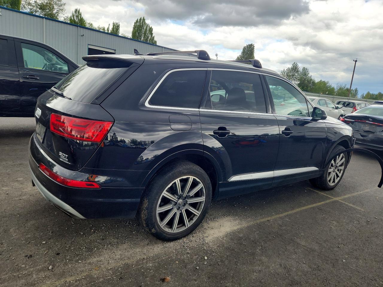 2017 Audi Q7 Premium Plus Black vin: WA1LAAF74HD027298