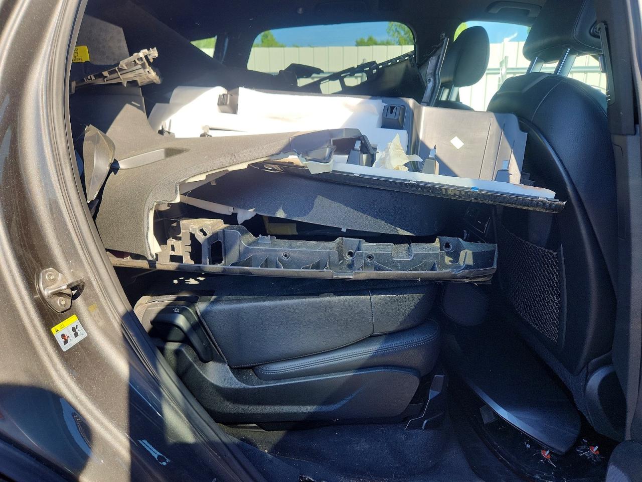 2019 Audi Q7 Premium Plus Серебряный vin: WA1LAAF74KD047882