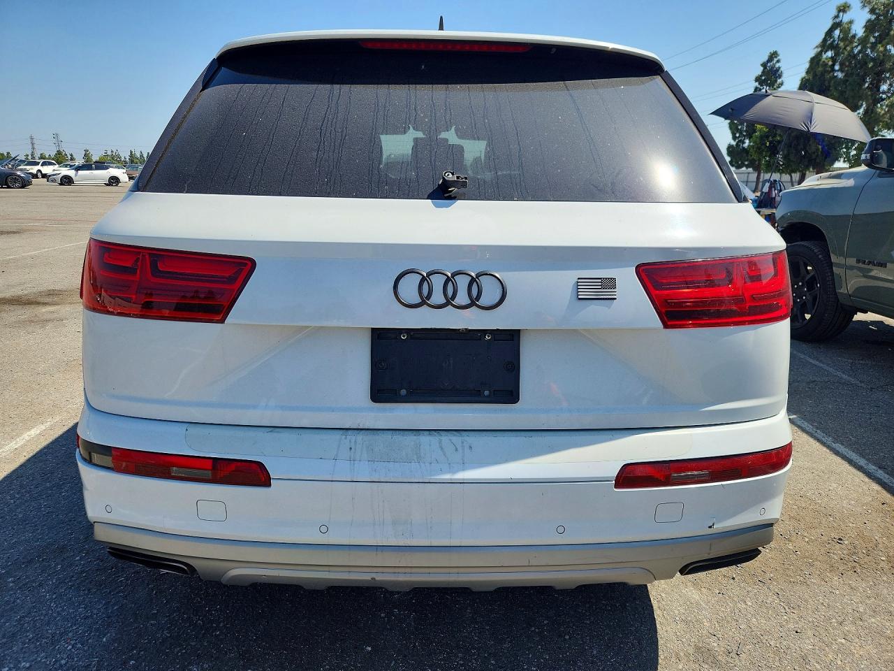 2017 Audi Q7 Premium Plus White vin: WA1LAAF75HD048726