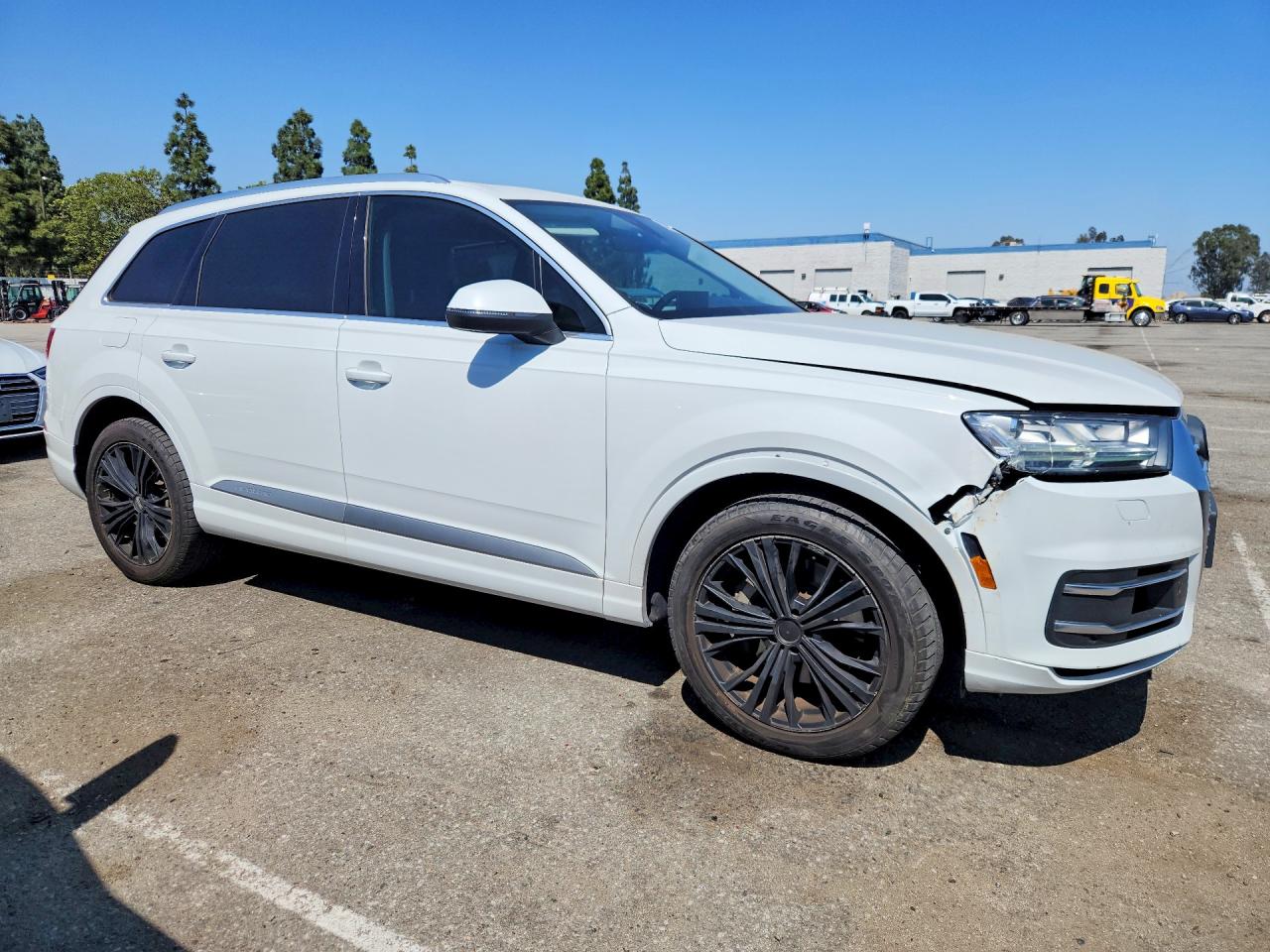 2017 Audi Q7 Premium Plus White vin: WA1LAAF75HD048726