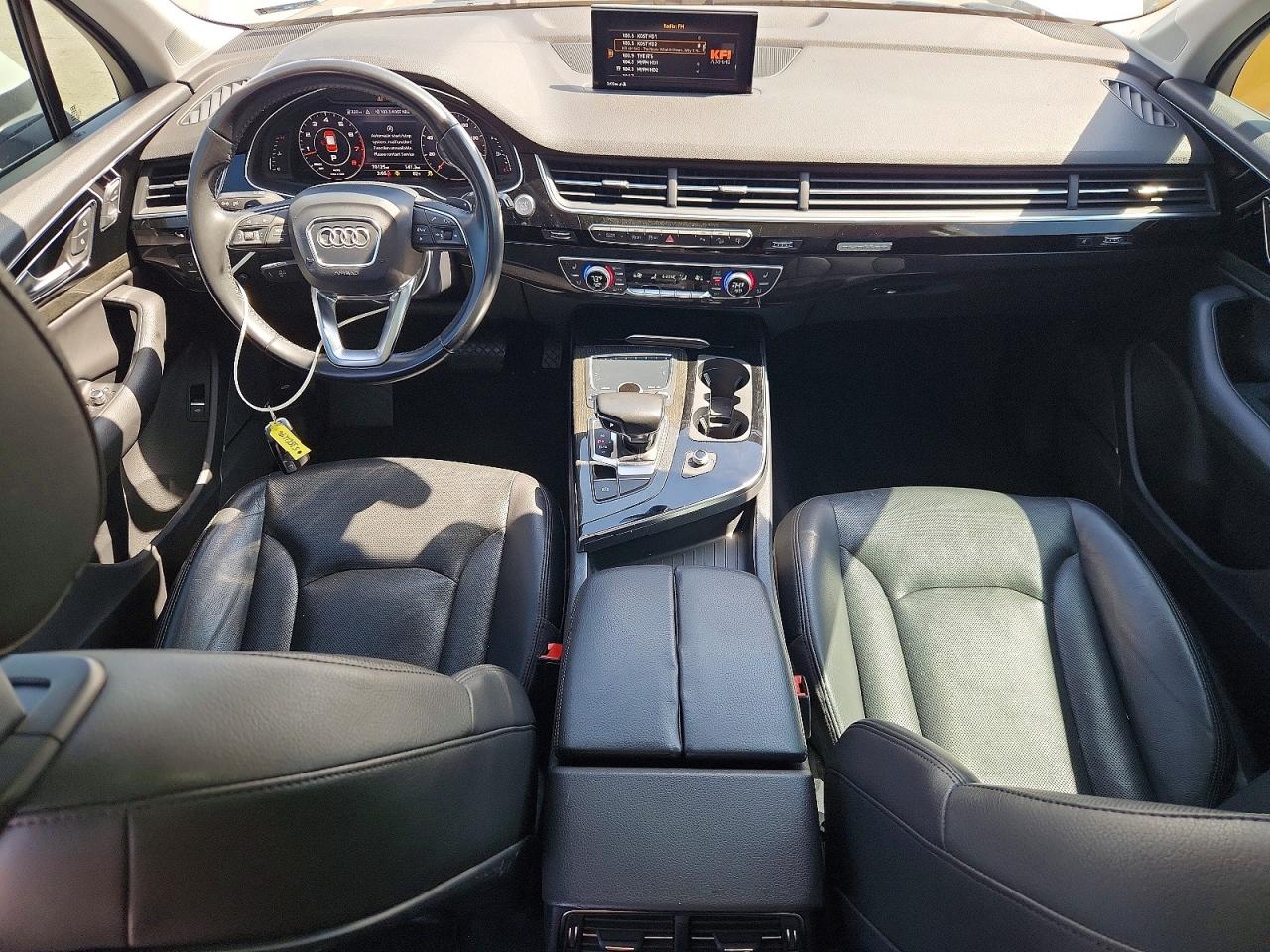 2017 Audi Q7 Premium Plus White vin: WA1LAAF75HD048726