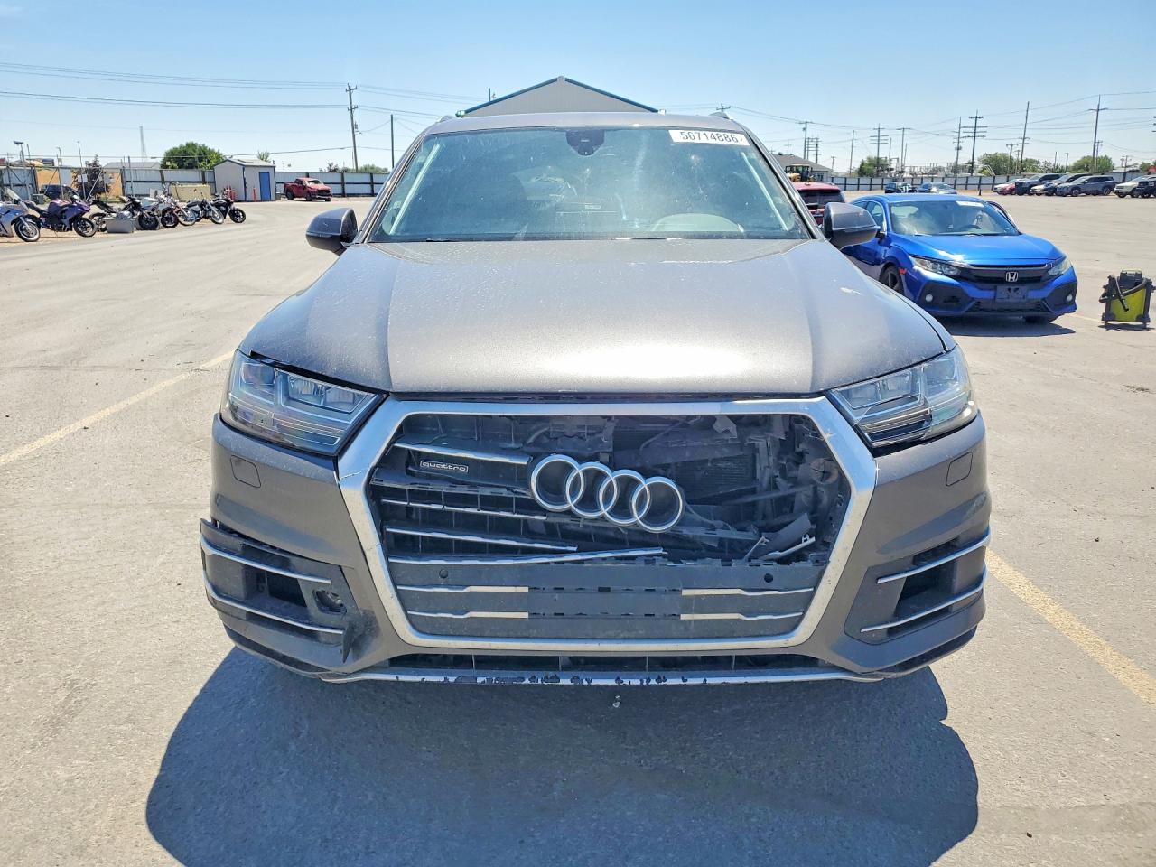 2018 Audi Q7 Premium Plus Угольный vin: WA1LAAF76JD040561