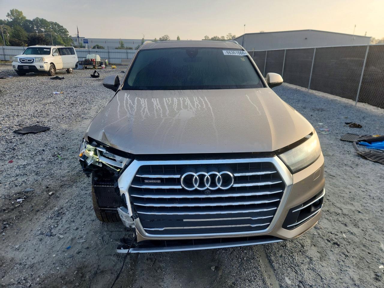 2019 Audi Q7 Premium Plus Tan vin: WA1LAAF76KD003639
