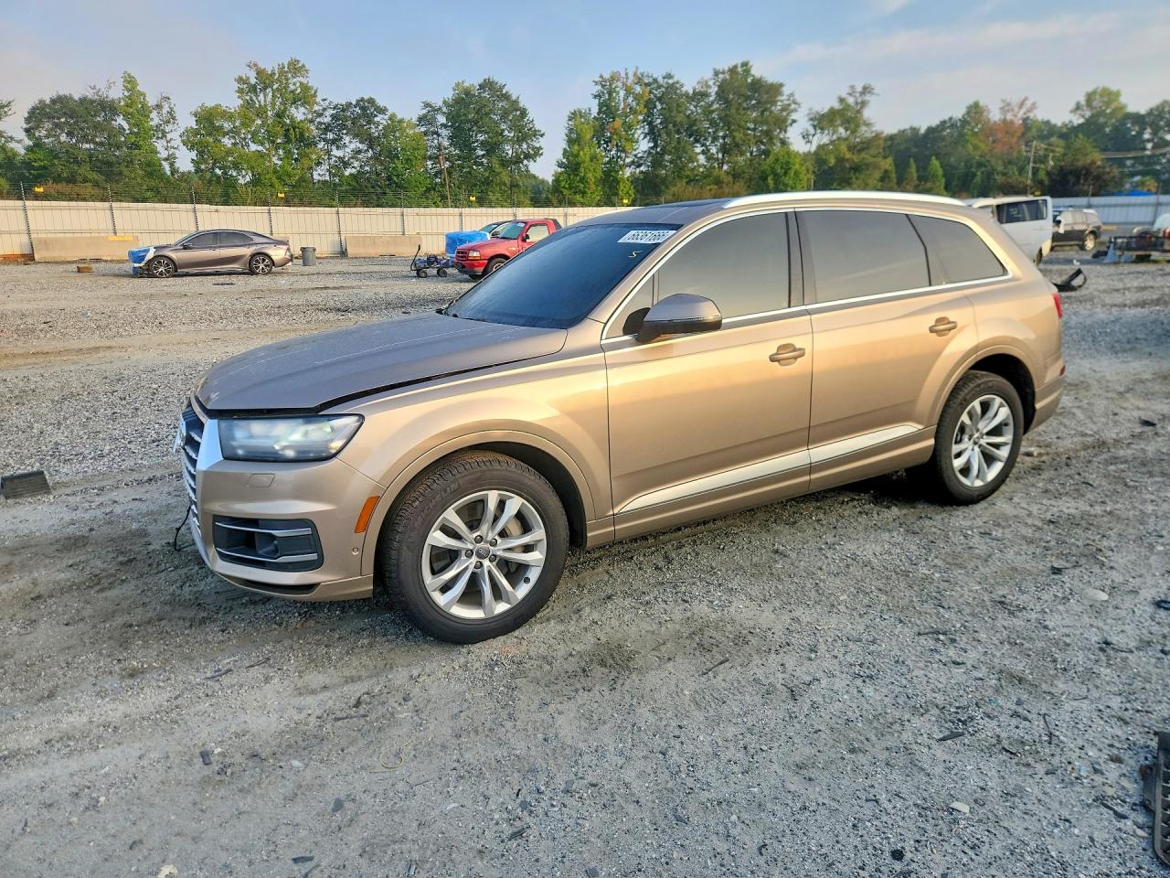 2019 Audi Q7 Premium Plus Tan vin: WA1LAAF76KD003639