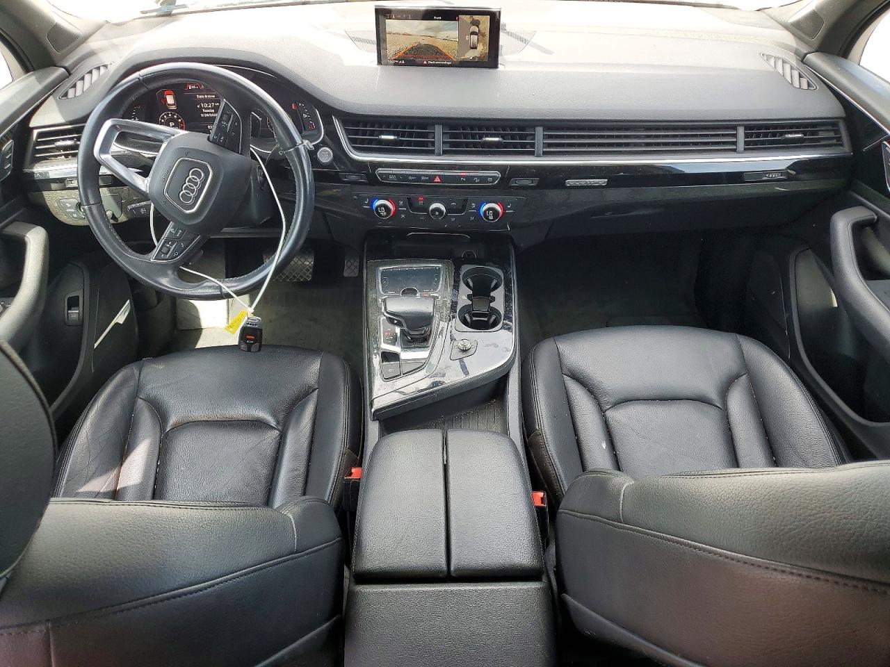 2019 Audi Q7 White vin: WA1LAAF77KD000359