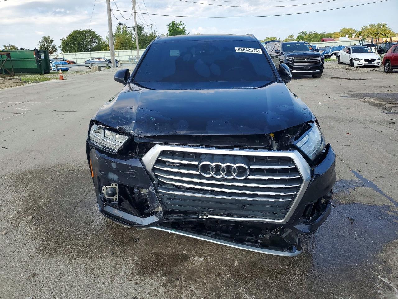 2017 Audi Q7 Premium Plus Blue vin: WA1LAAF78HD058750