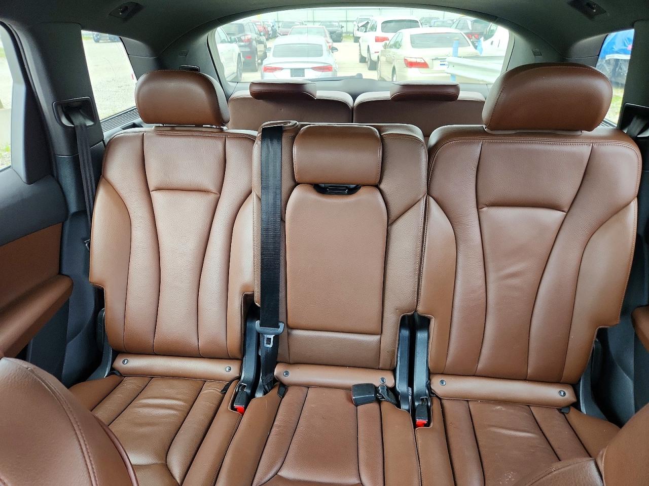 2017 Audi Q7 Premium Plus Blue vin: WA1LAAF78HD058750