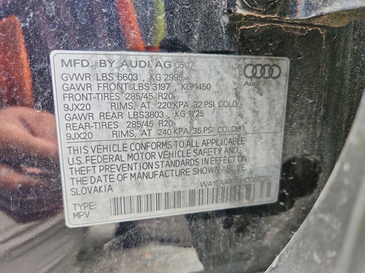 2017 Audi Q7 Premium Plus Blue vin: WA1LAAF78HD058750