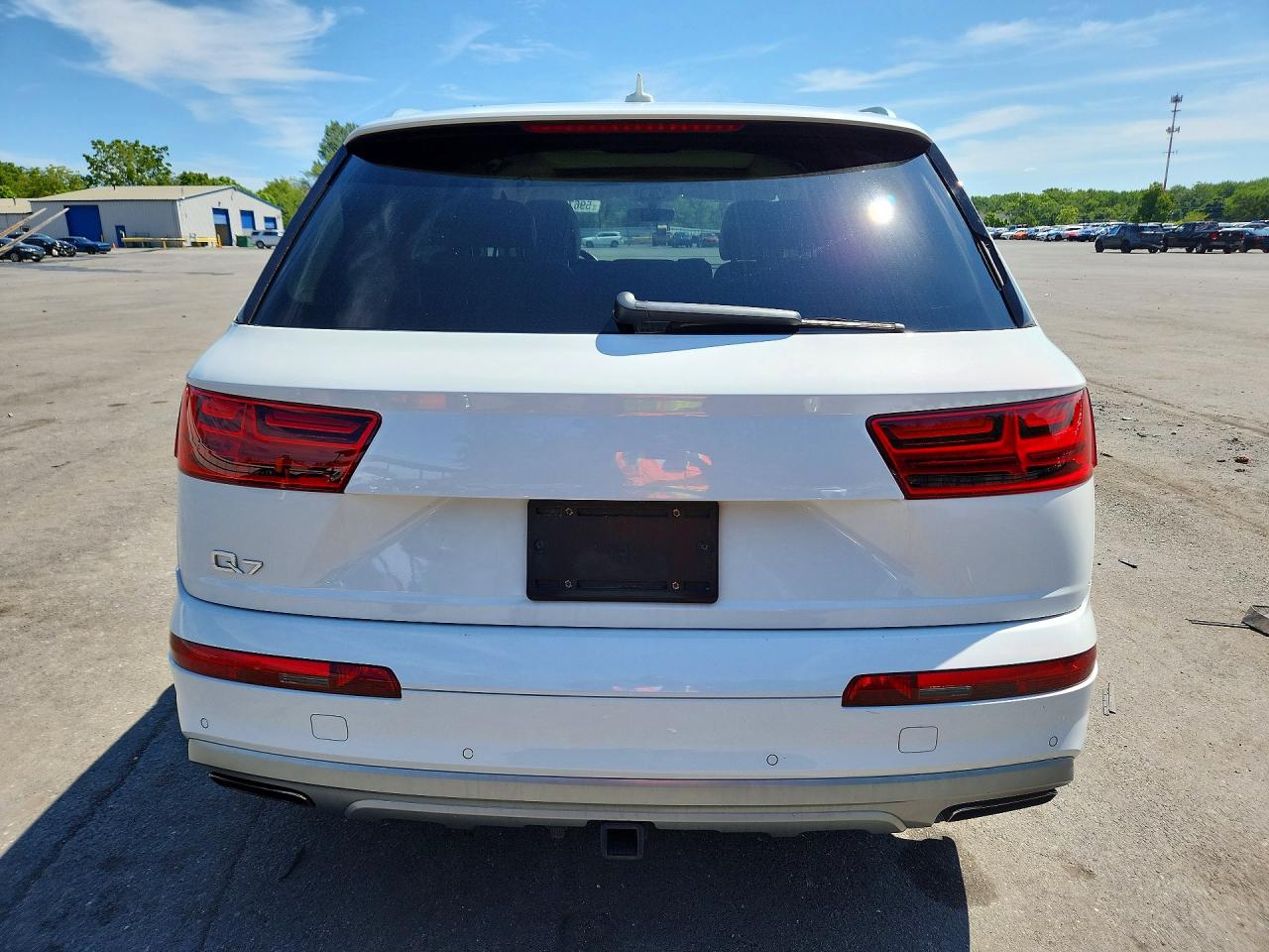 2019 Audi Q7 Premium Plus White vin: WA1LAAF78KD009121