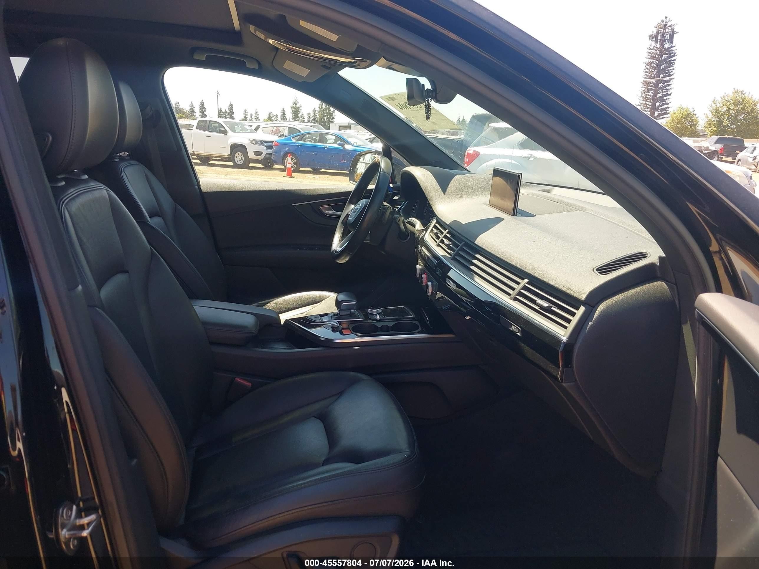 2019 Audi Q7 55 Premium/55 Se Premium Black vin: WA1LAAF79KD038918
