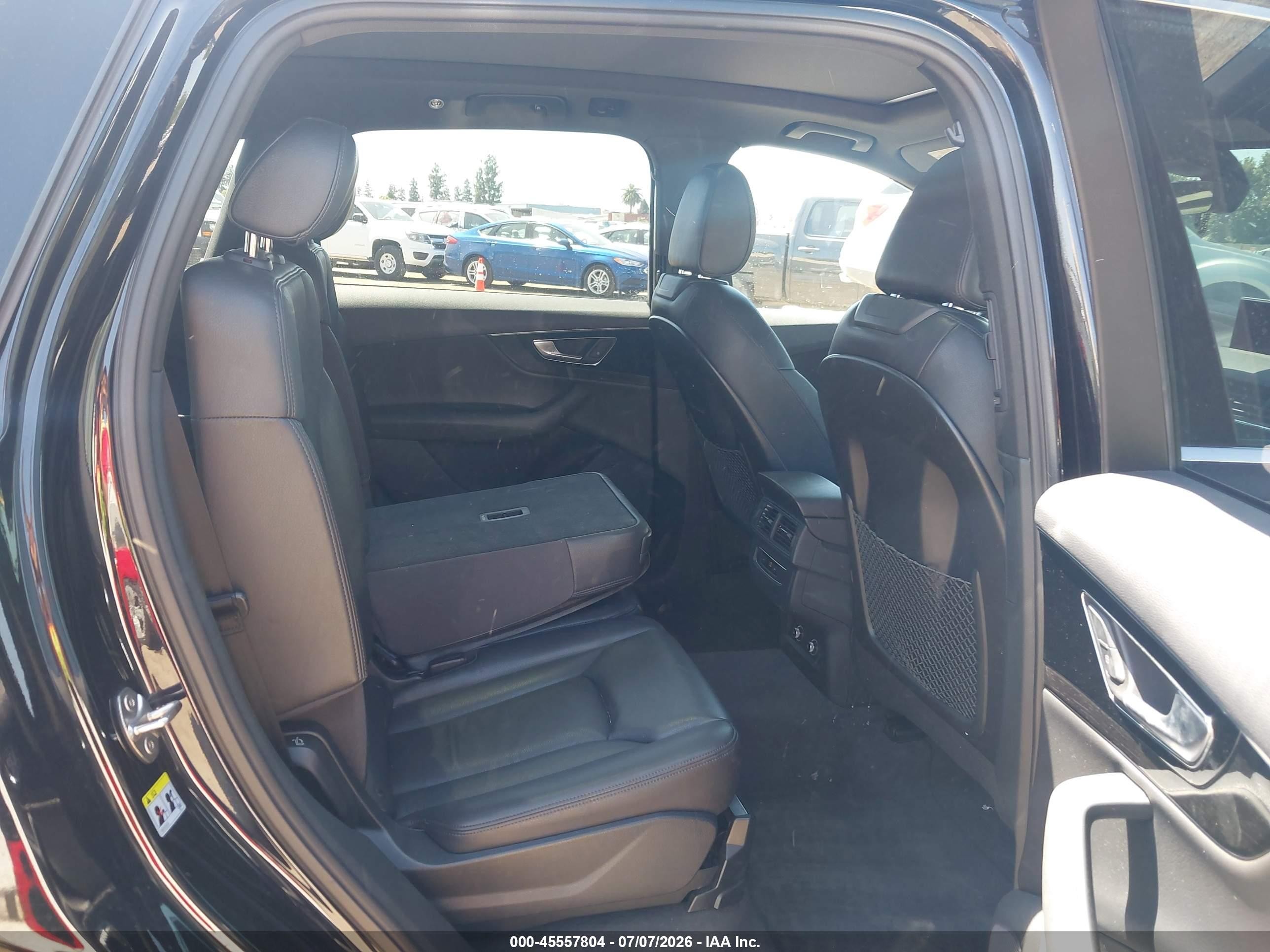 2019 Audi Q7 55 Premium/55 Se Premium Black vin: WA1LAAF79KD038918