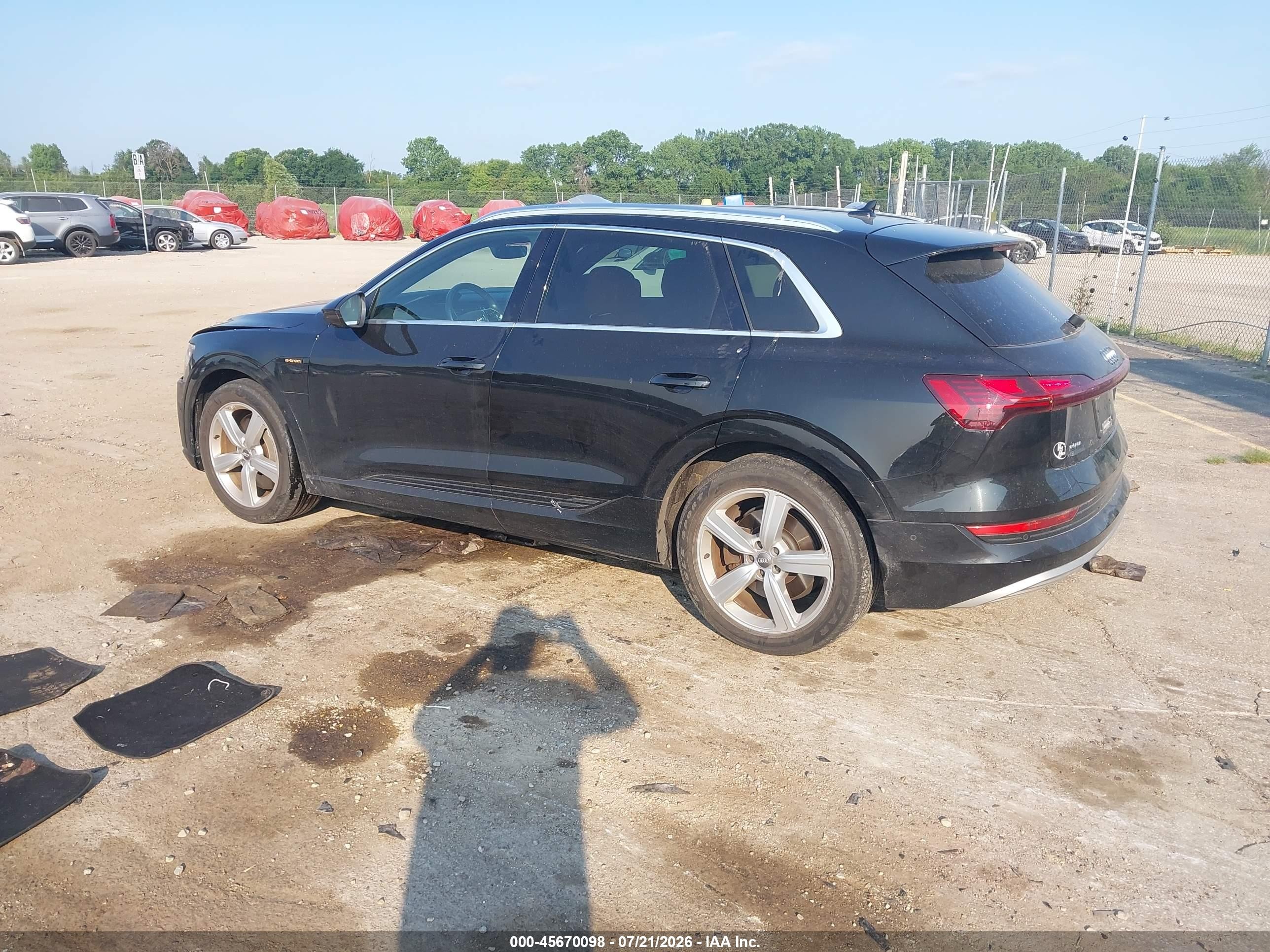 2019 Audi E-tron Premium Plus Black vin: WA1LAAGE4KB009822