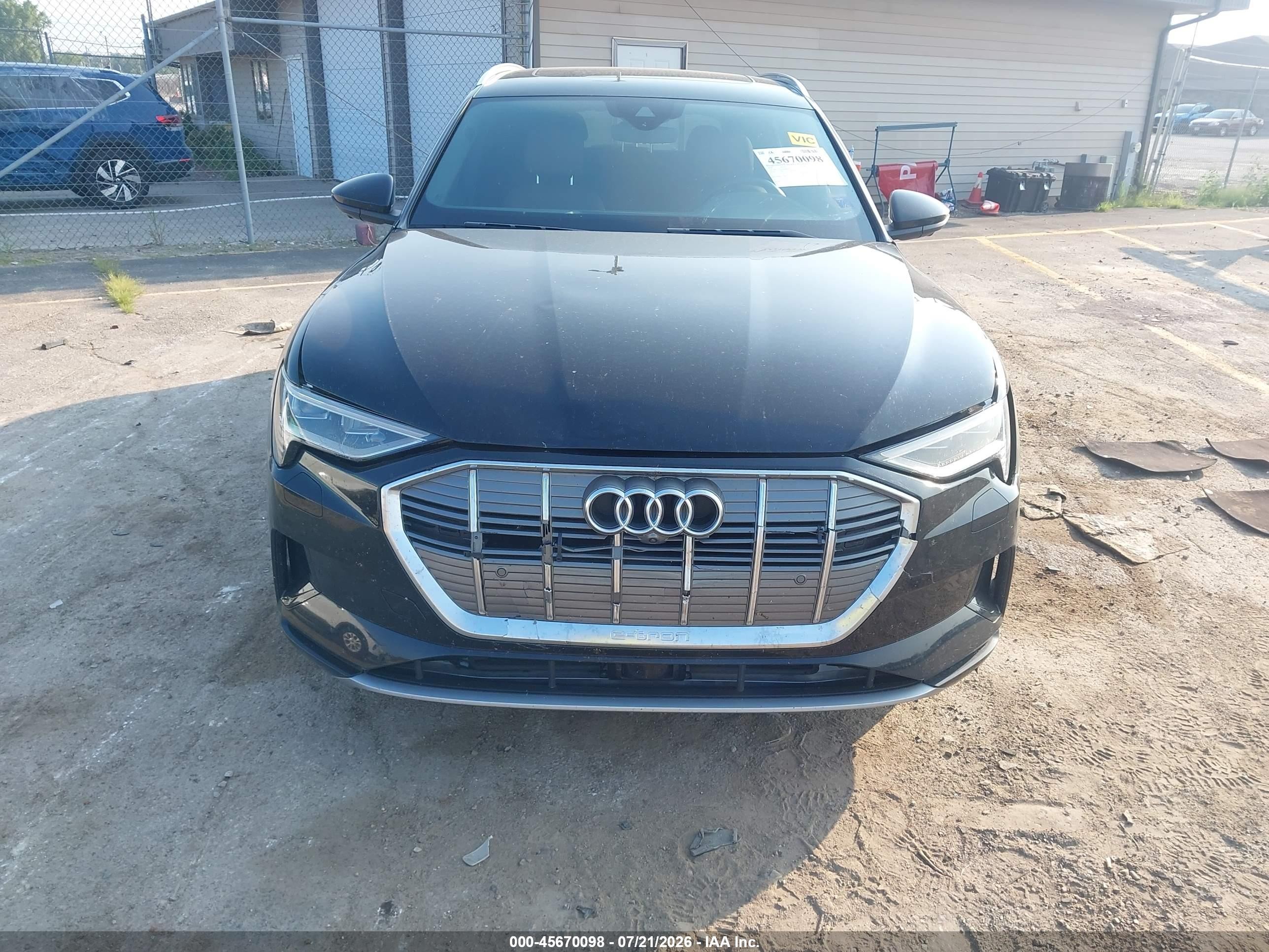 2019 Audi E-tron Premium Plus Black vin: WA1LAAGE4KB009822