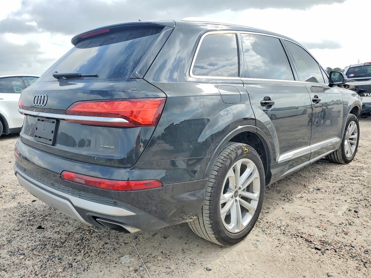 2025 Audi Q7 Premium Plus Black vin: WA1LCBF70SD022039