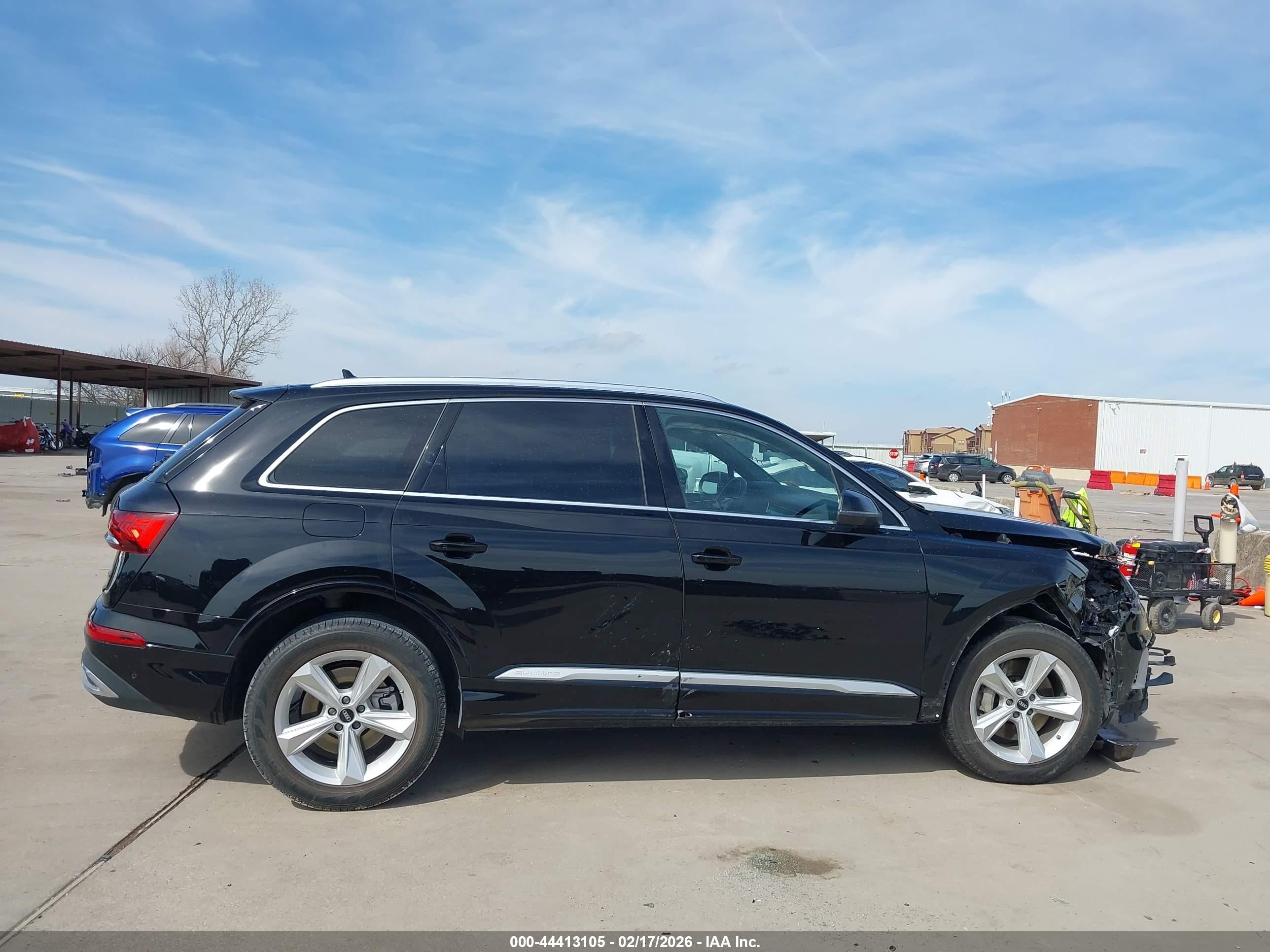 2023 Audi Q7 Premium Plus 45 Tfsi Quattro Tiptronic Black vin: WA1LCBF73PD003671