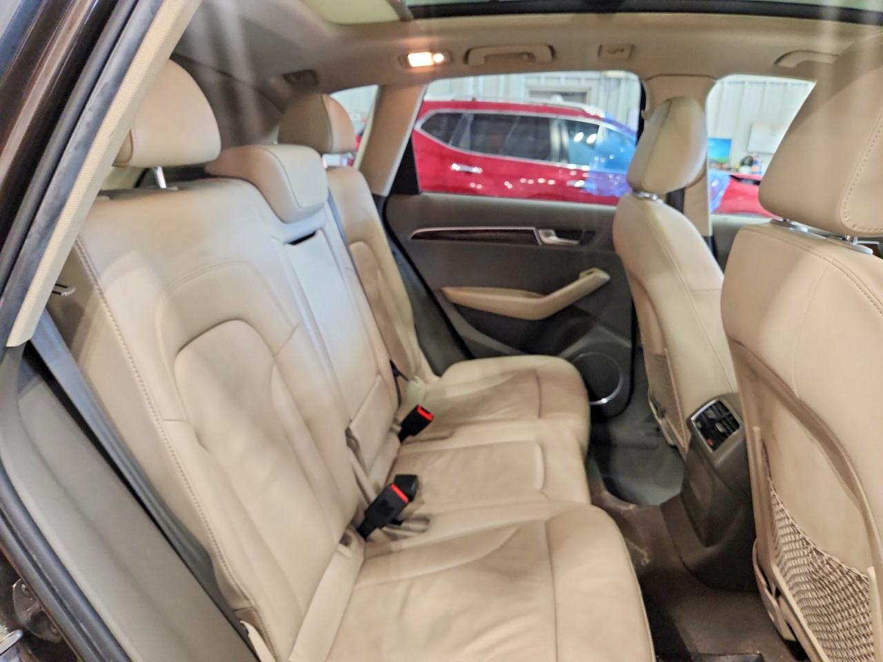 2011 Audi Q5 Premium Plus Brown vin: WA1LFAFP0BA029169