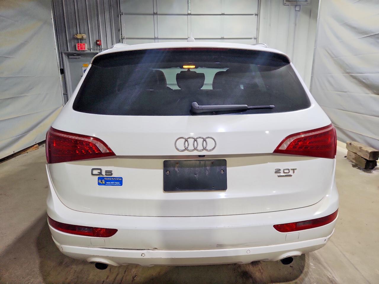 2011 Audi Q5 Premium Plus White vin: WA1LFAFP0BA074323