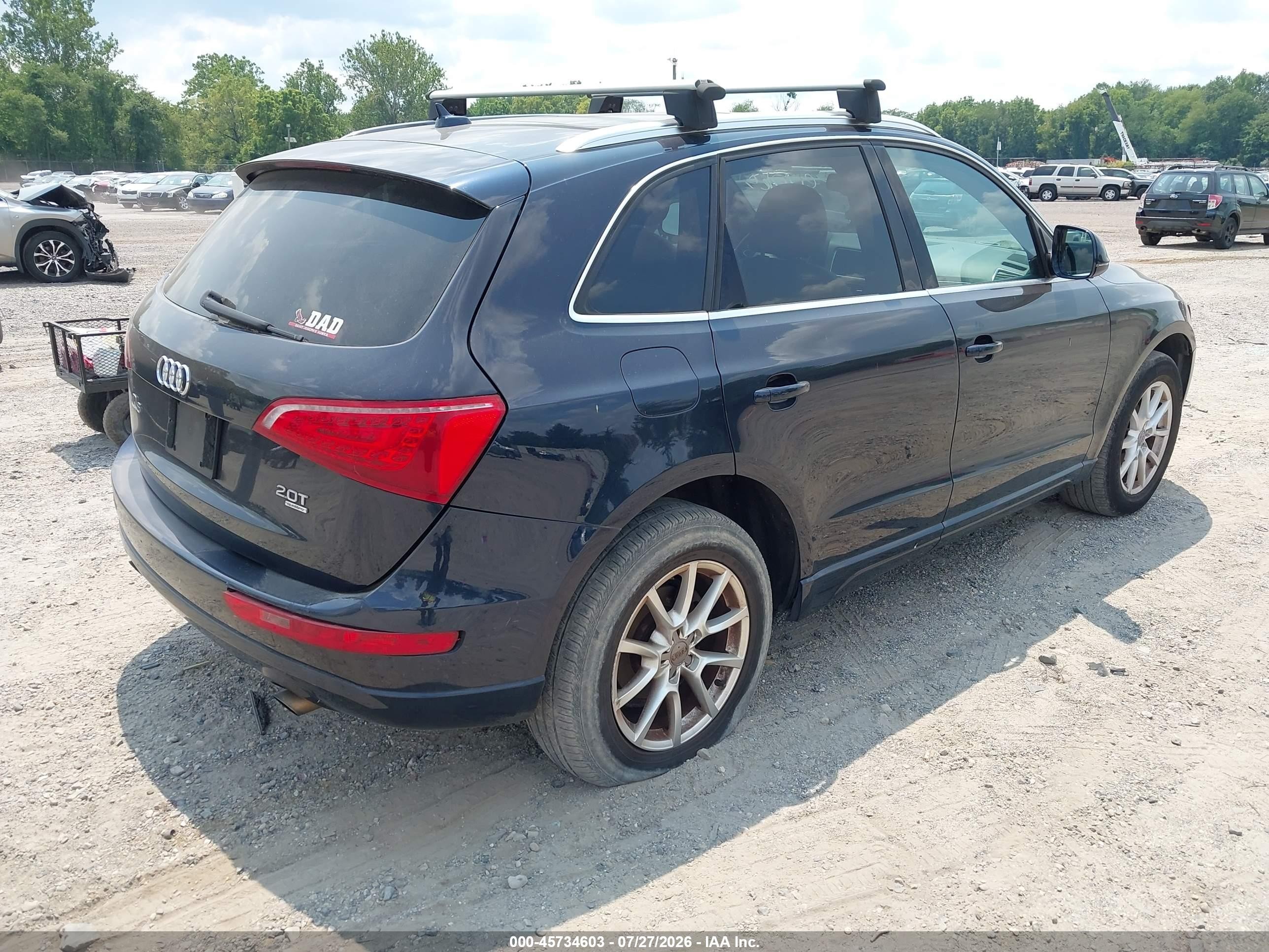 2011 Audi Q5 2.0t Premium Blue vin: WA1LFAFP0BA082986