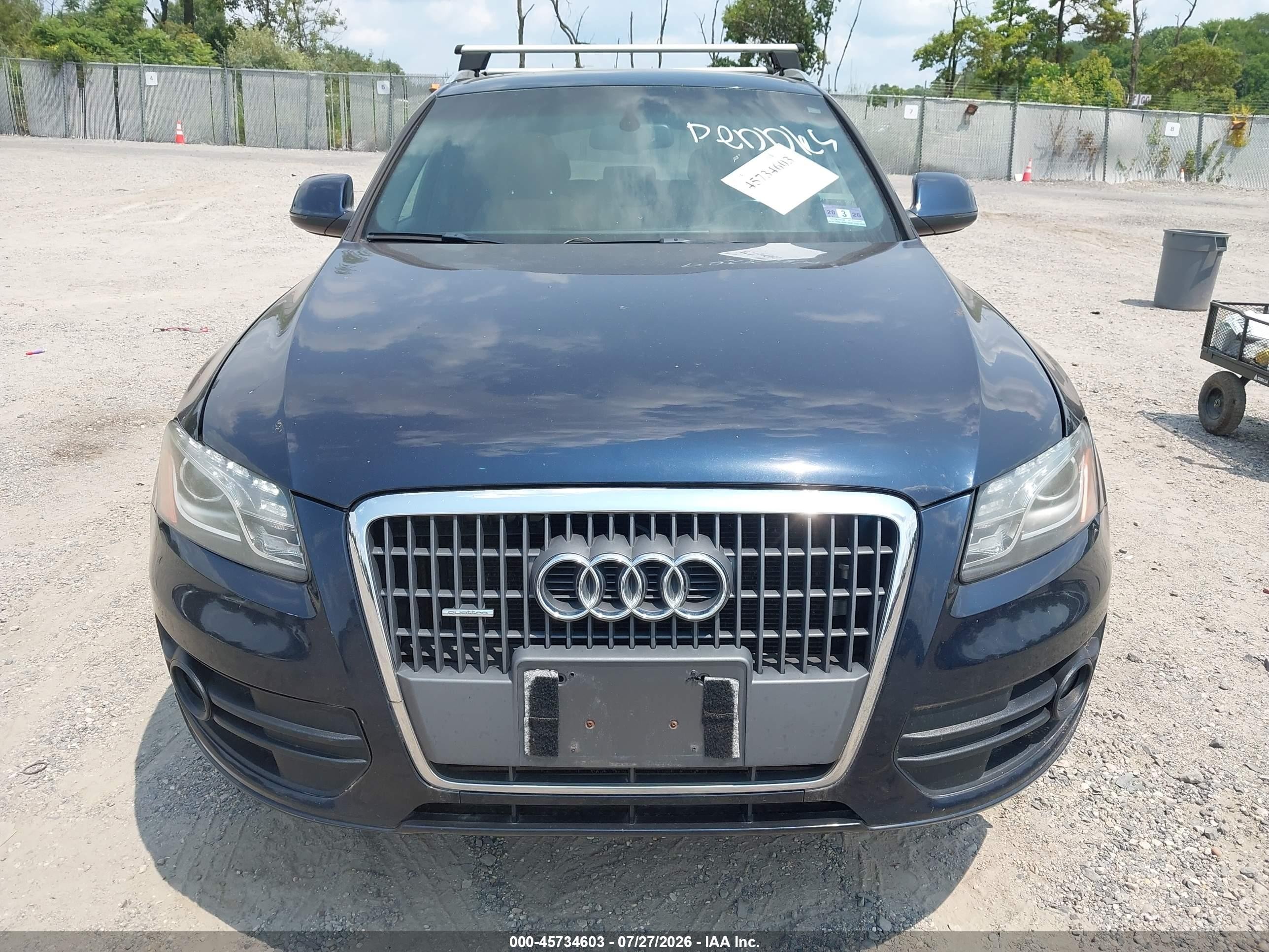 2011 Audi Q5 2.0t Premium Blue vin: WA1LFAFP0BA082986