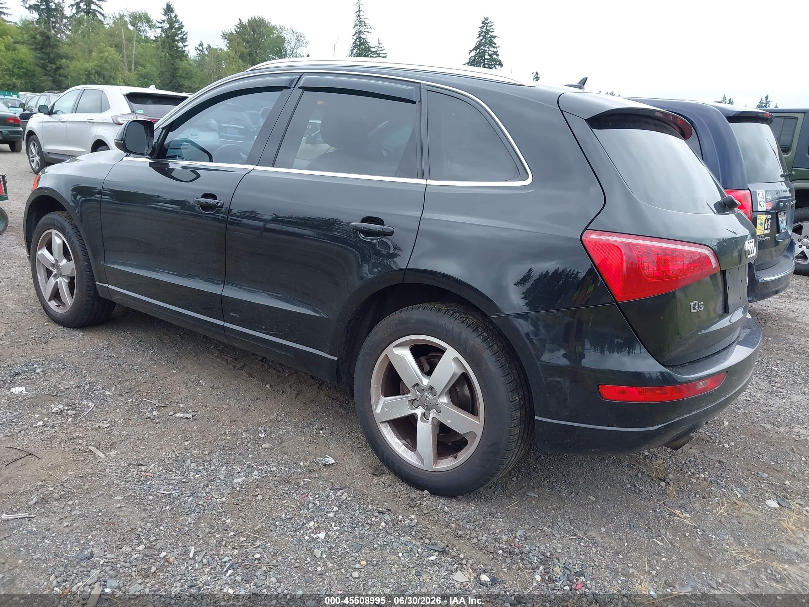 2011 Audi Q5 2.0t Premium Black vin: WA1LFAFP0BA085578